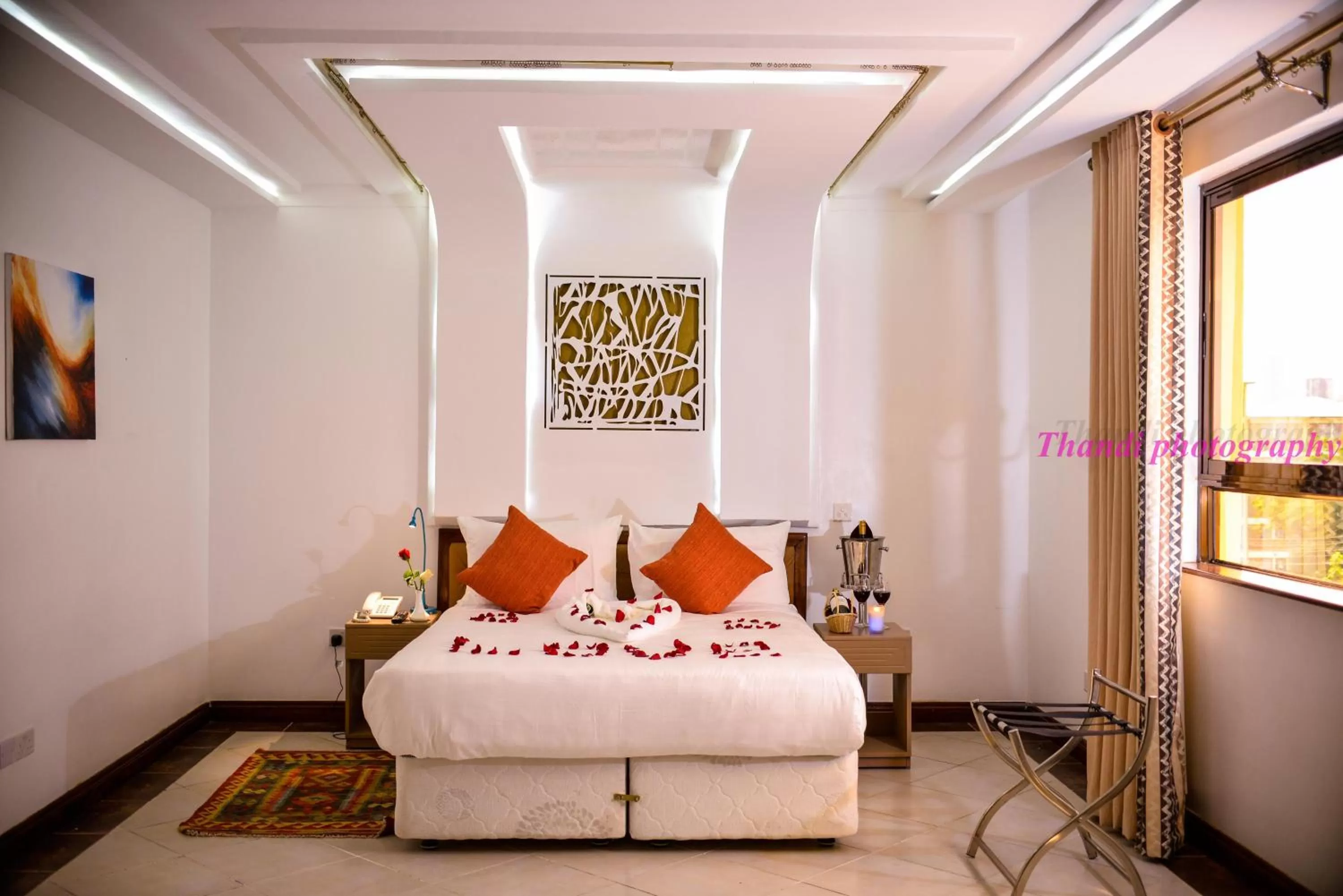 Property building, Bed in Melili Hotel