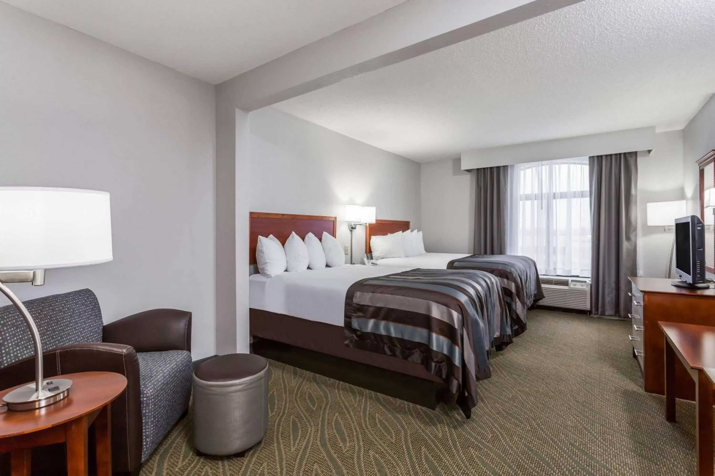 Double Room with Two Double Beds - Non-Smoking in Wingate by Wyndham Chesapeake Double Room with Two Double Beds - Non-Smoking in Wingate by Wyndham Chesapeake