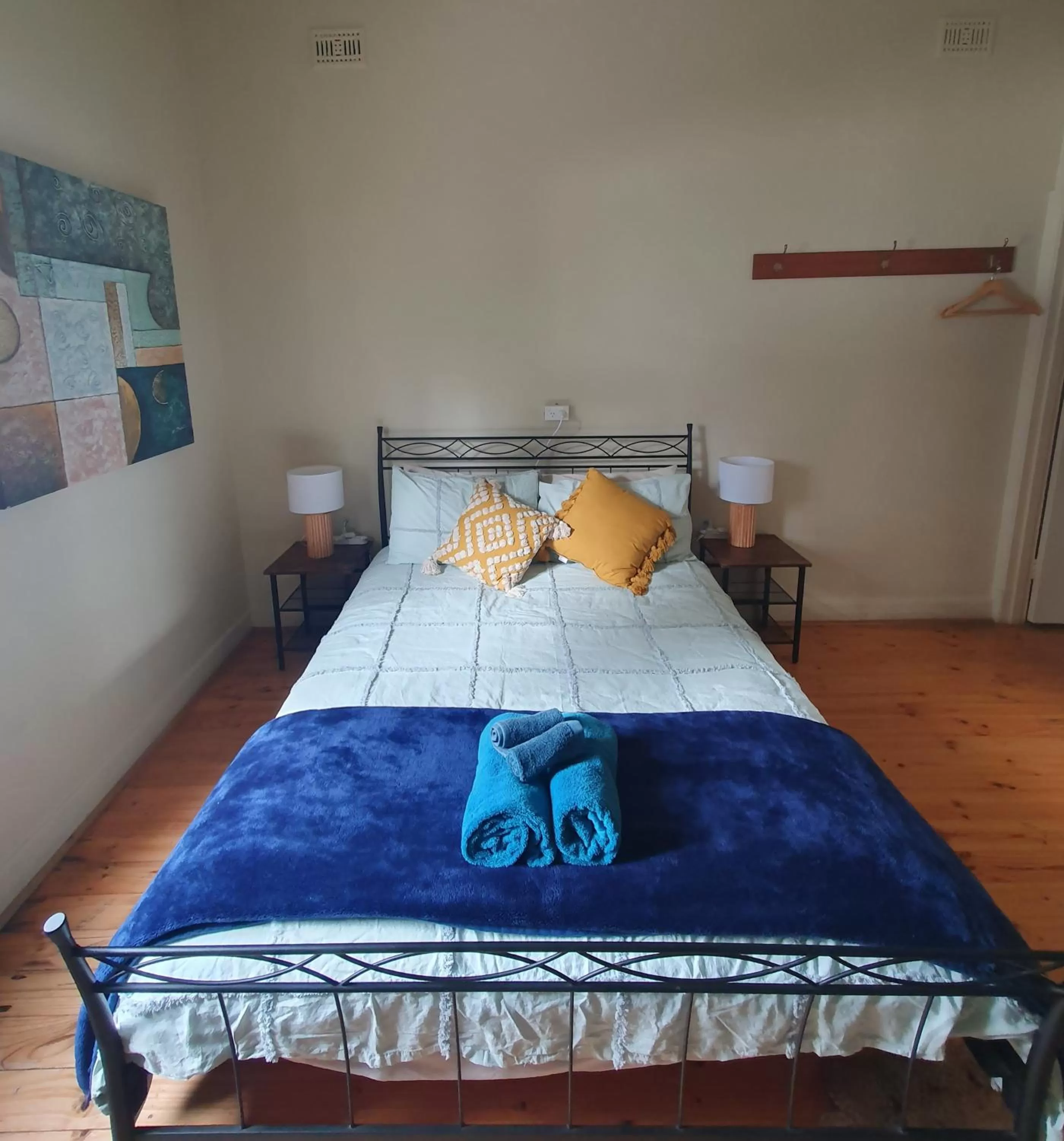 Bed in Pier Hotel Port Lincoln