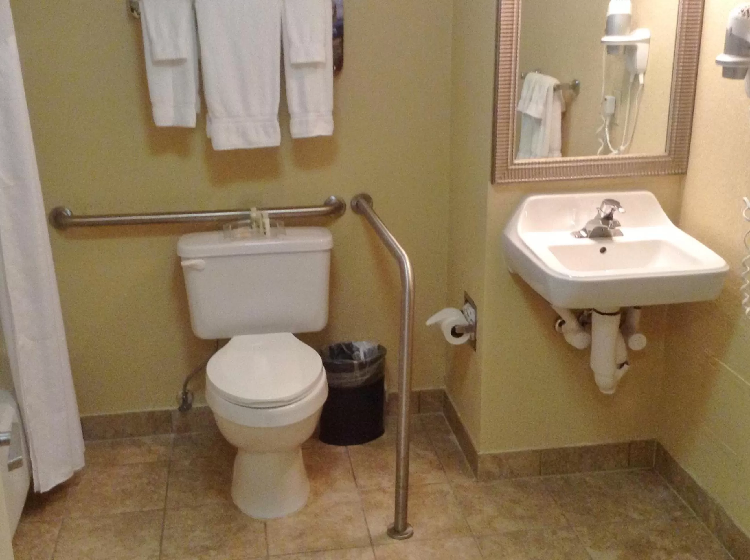 Bathroom in Holiday Inn & Suites Orlando SW - Celebration Area by IHG