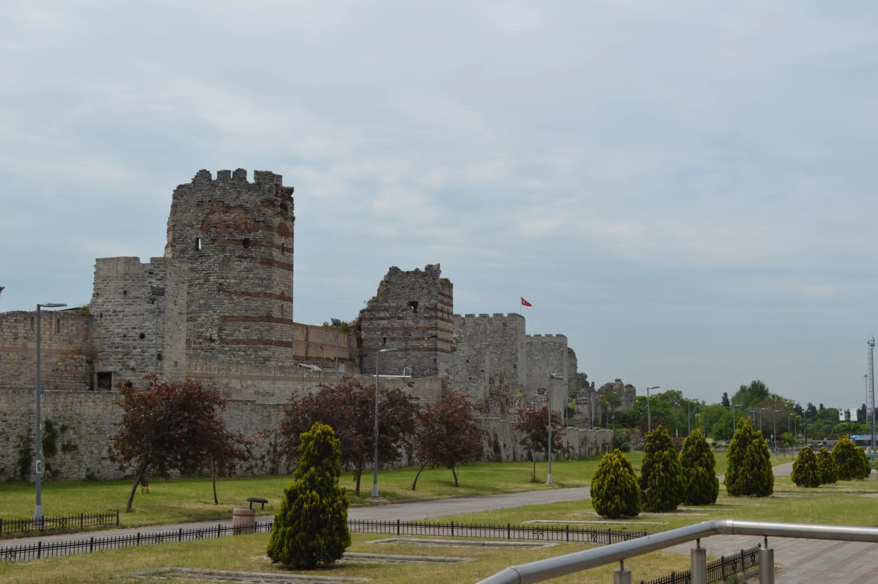 Landmark view in Golden Gate Hotel Topkapı