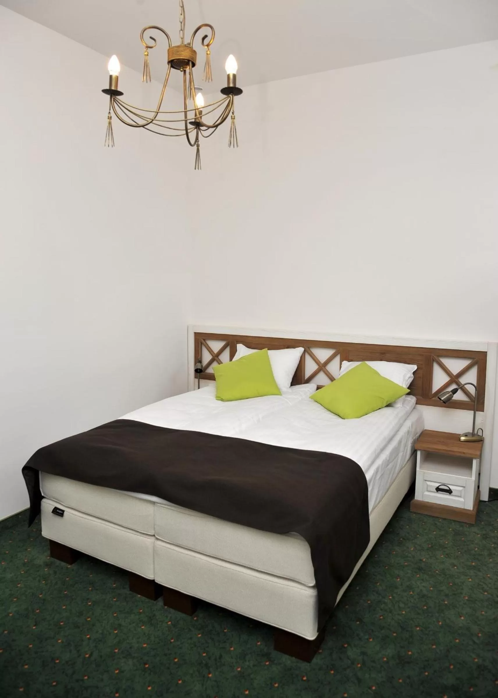 Bed in Hotel Sandro Silver & Spichlerz Antoniny