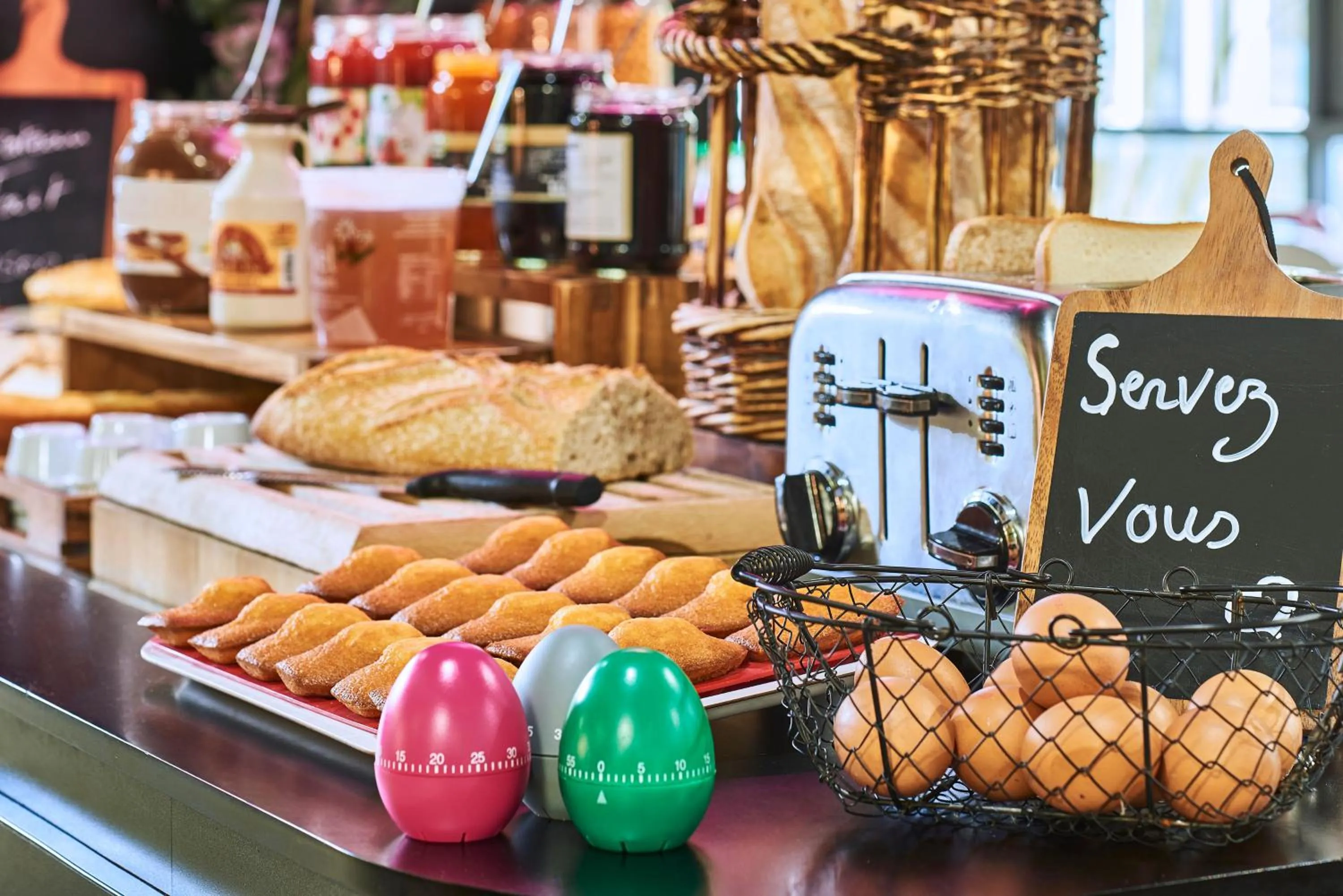 Buffet breakfast in Campanile Paris Sud - Porte d'Orléans - Arcueil