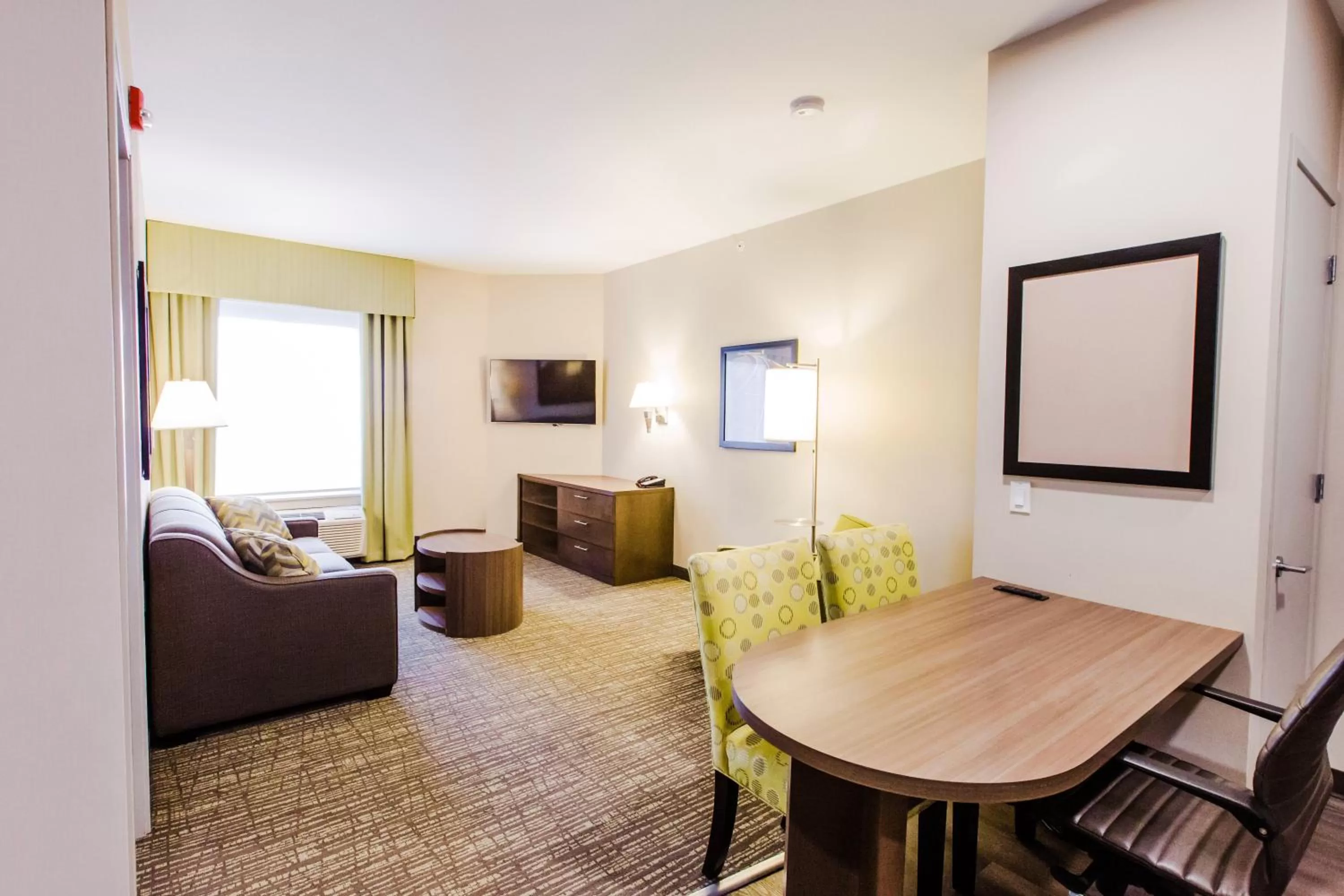 Photo of the whole room in Candlewood Suites West Edmonton - Mall Area by IHG