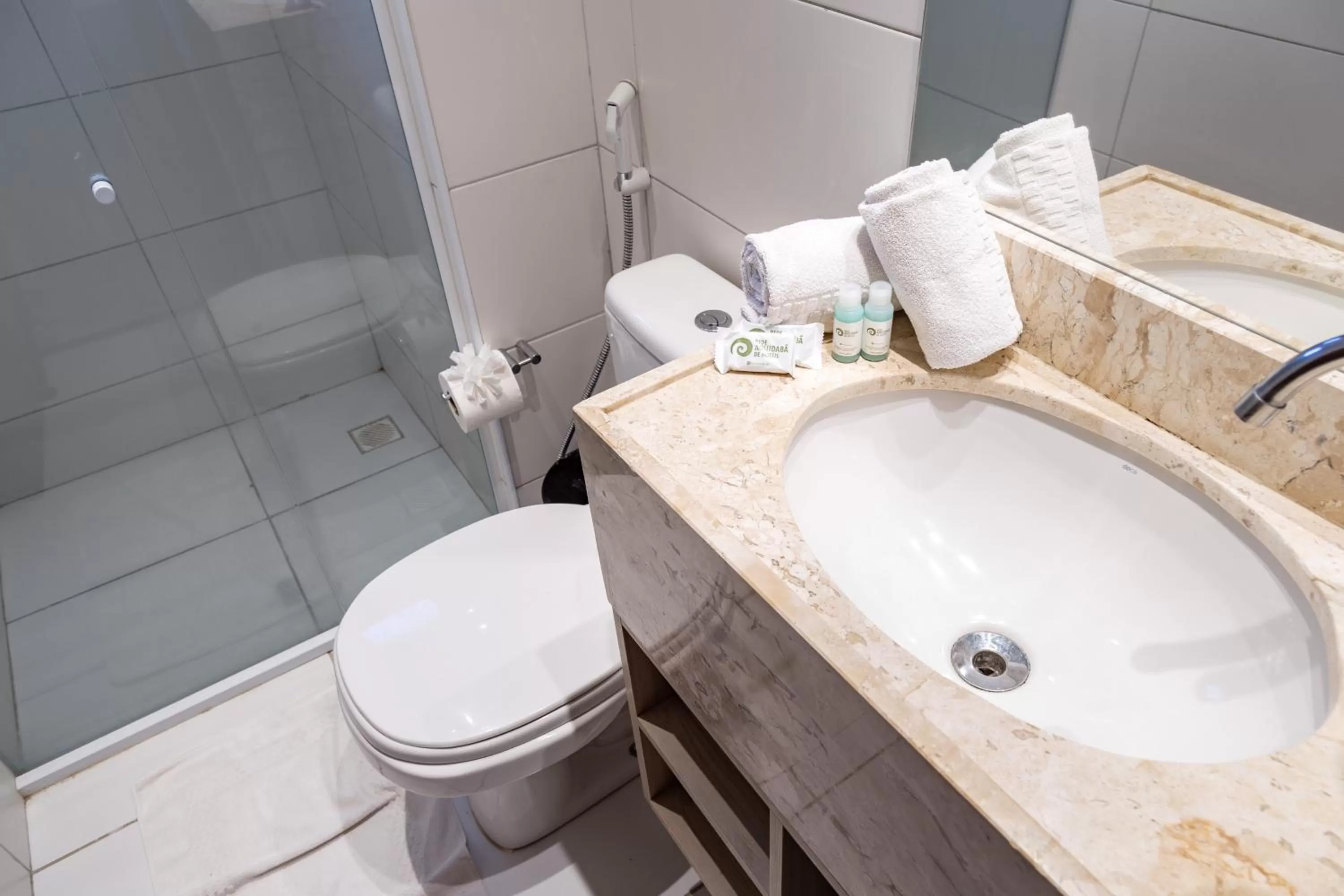 Bathroom in Aquidabã Praia Hotel