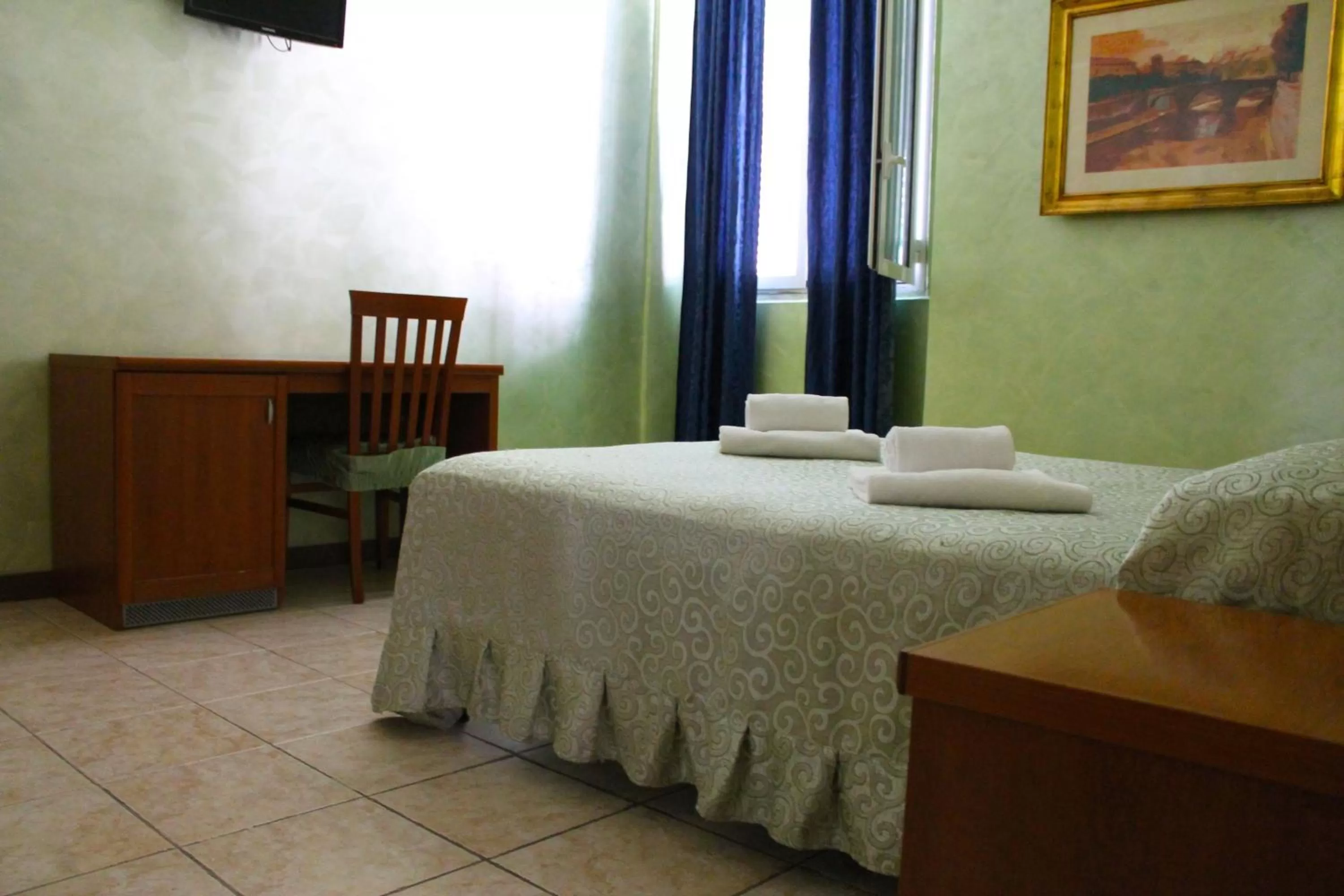 Bedroom, Bed in Hotel Tokyo