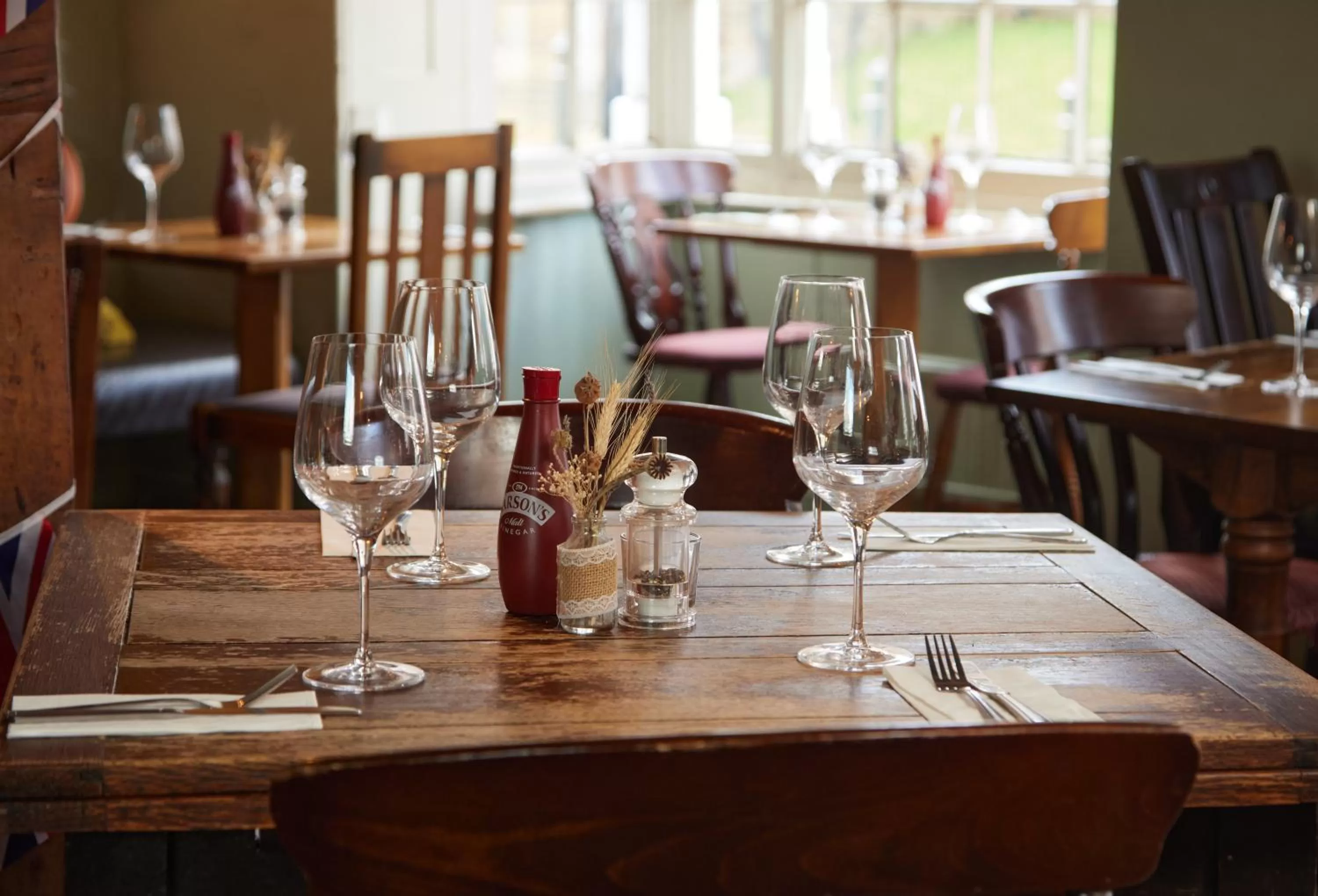 Restaurant/places to eat in The Bell Hotel Woburn By Greene King Inns