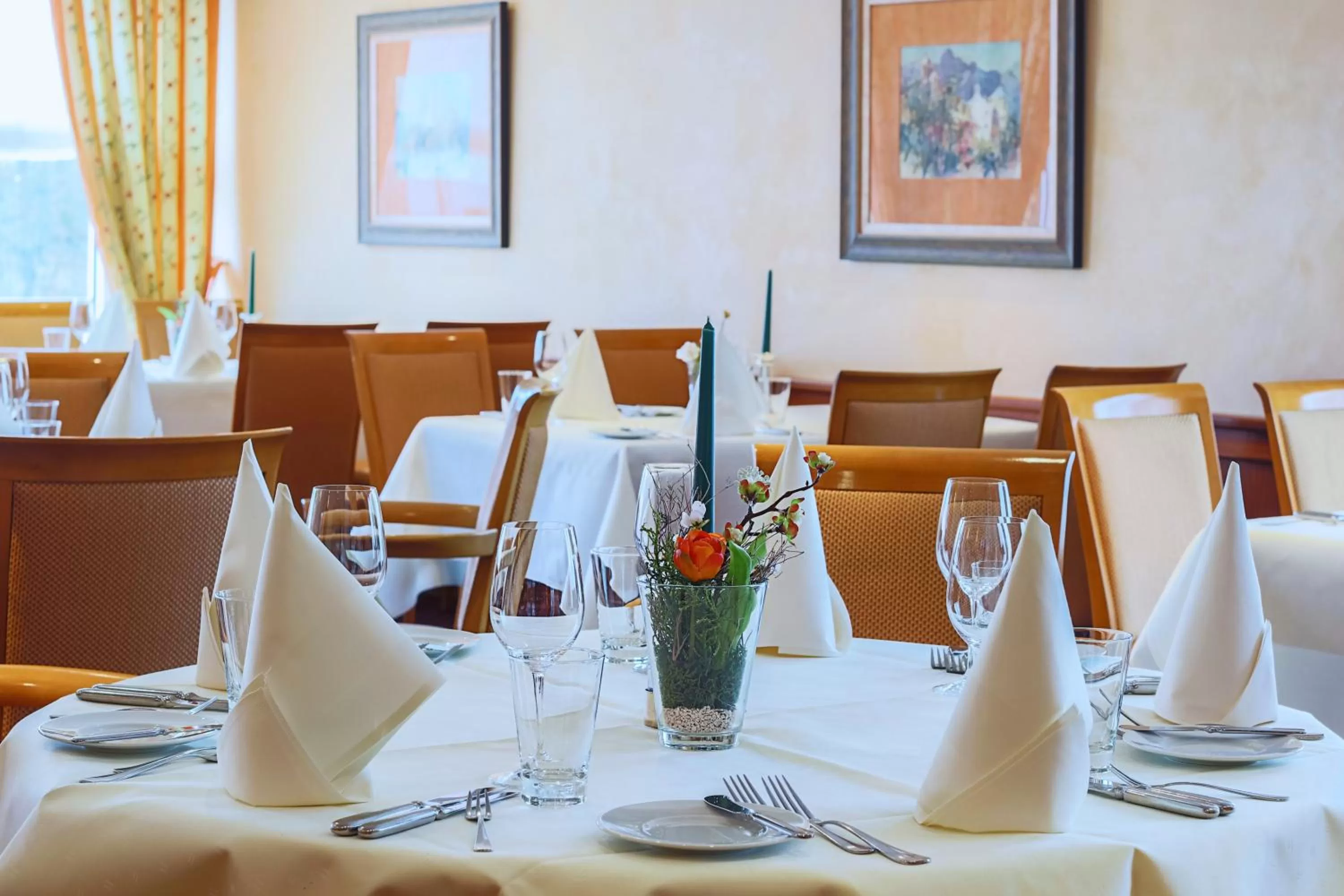 Restaurant/places to eat in Hotel-Restaurant Kunz