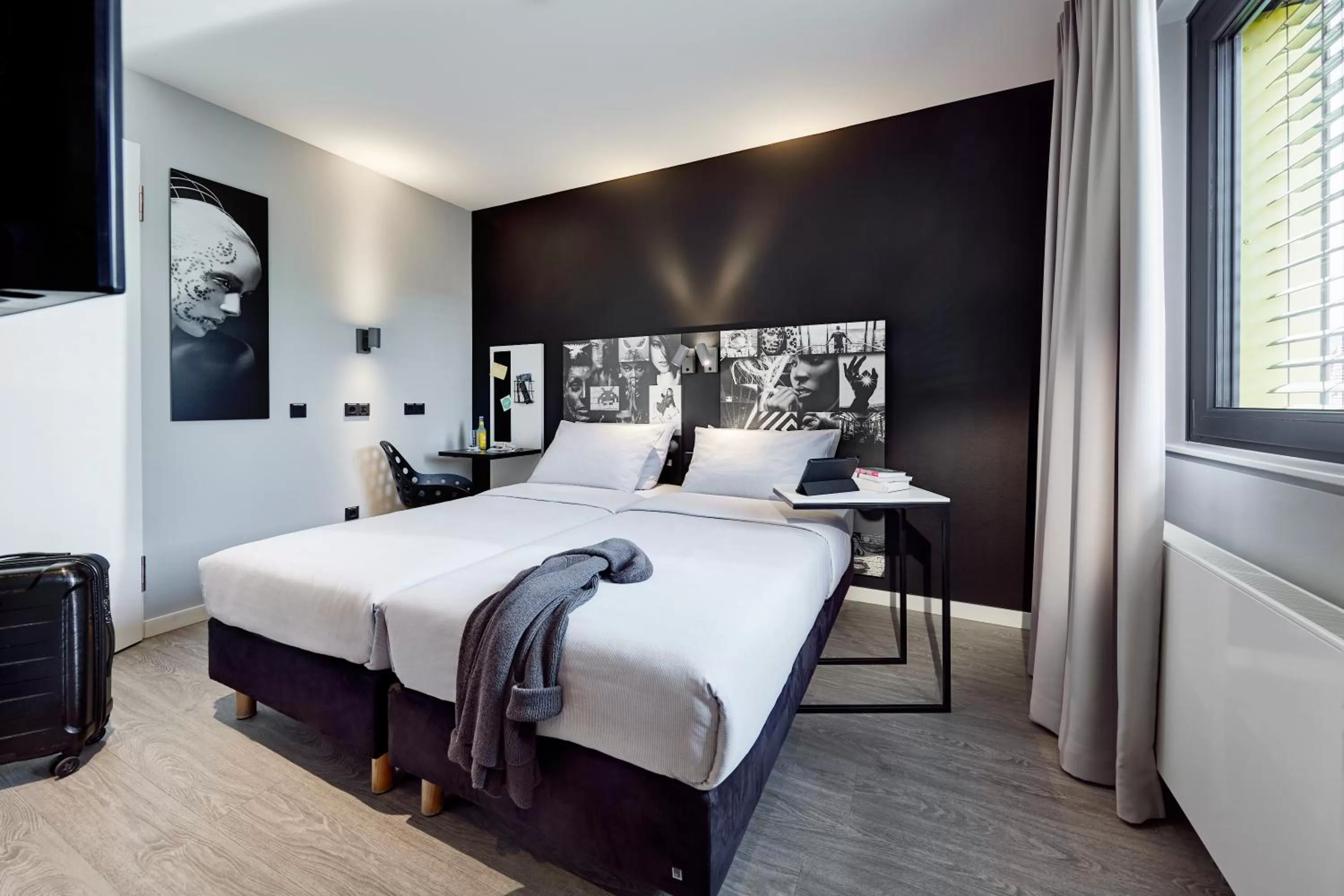 Photo of the whole room, Bed in LEGERE EXPRESS Tuttlingen