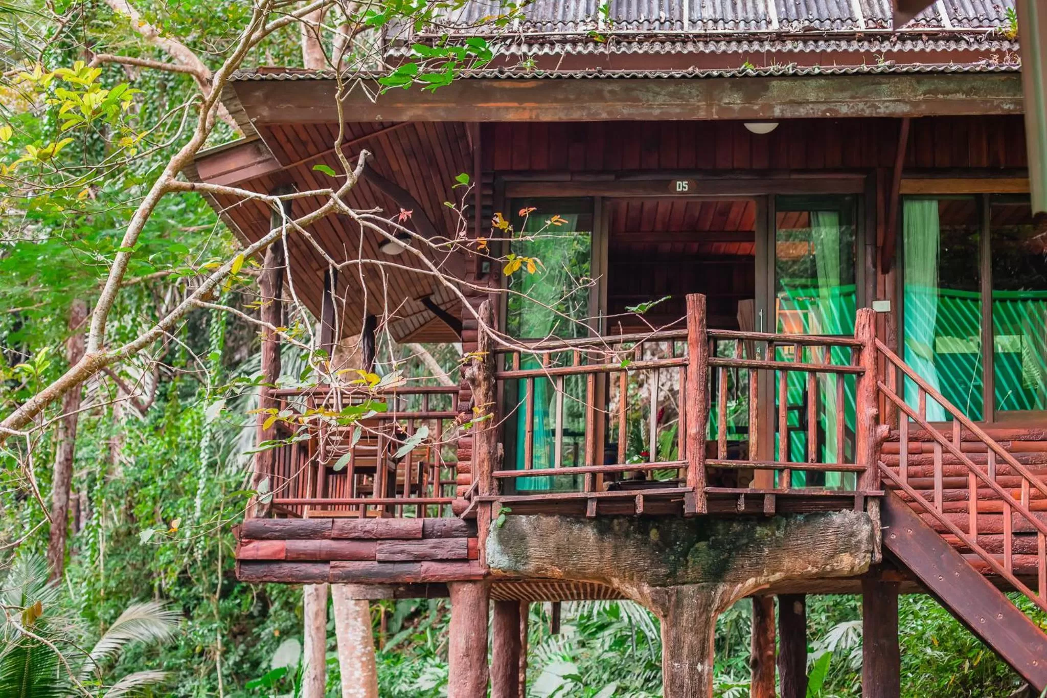 Aonang Cliff View Resort SHA Extra Plus