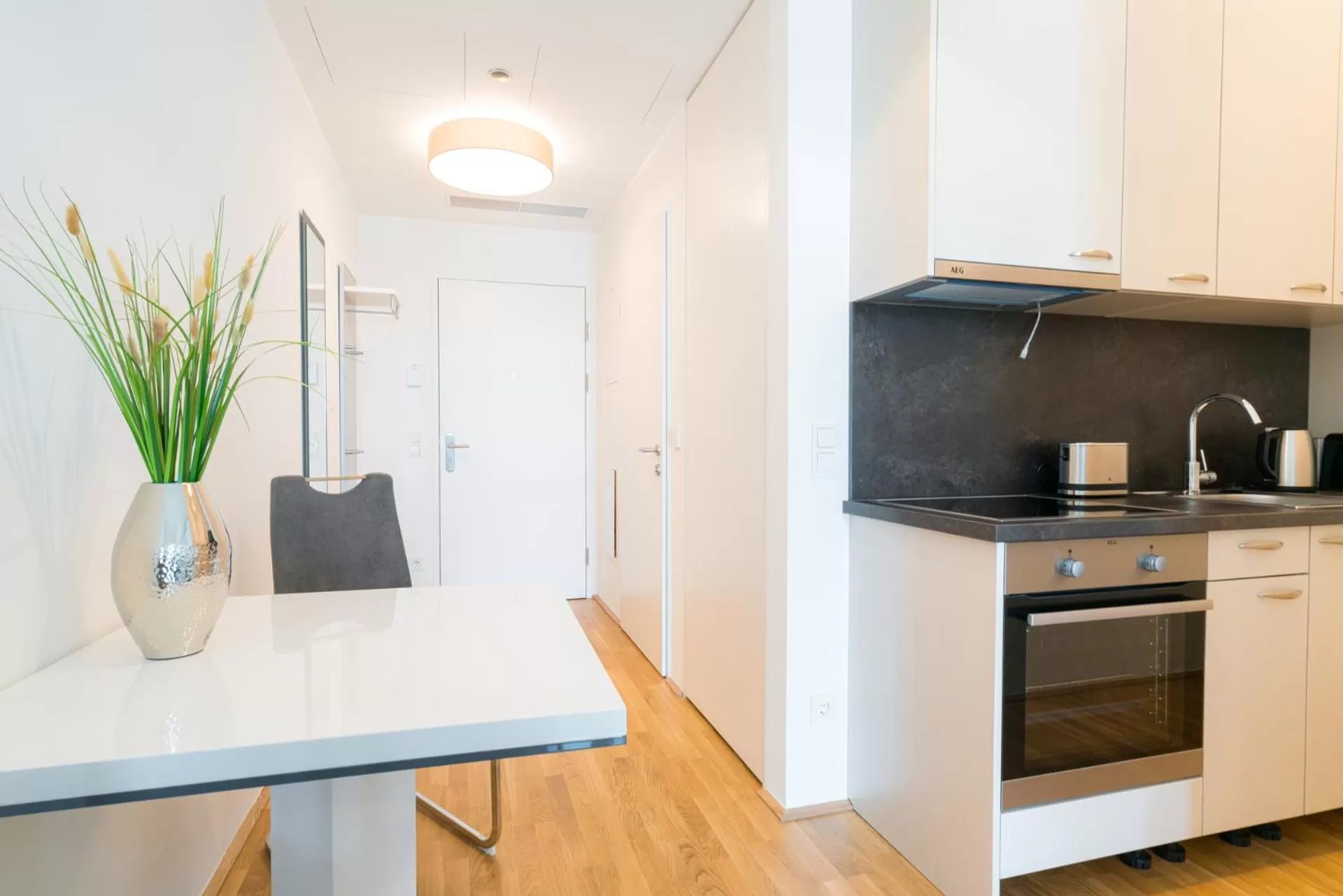 Vienna Residence, Marina Tower - Danube