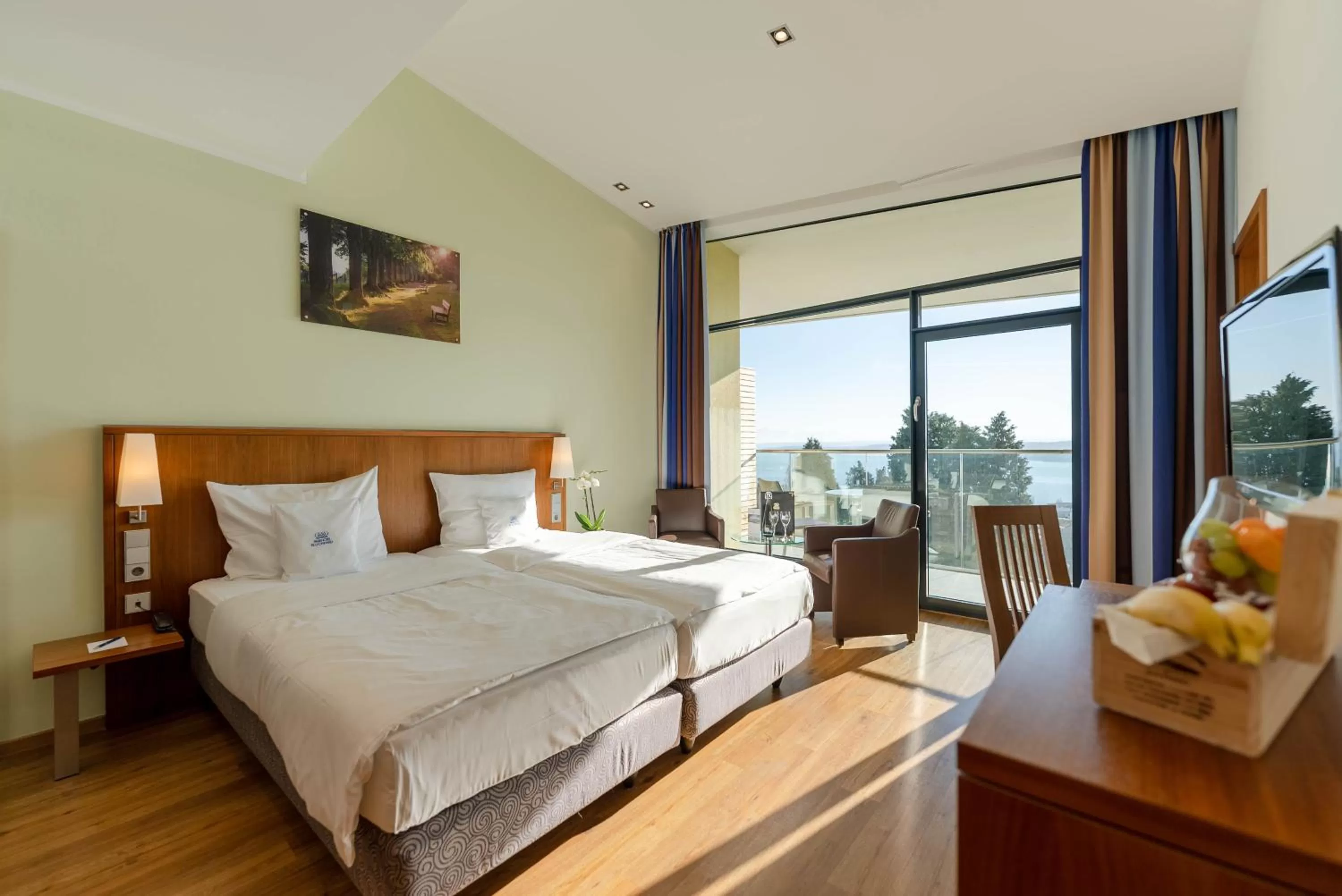 Bed in Parkhotel St.Leonhard