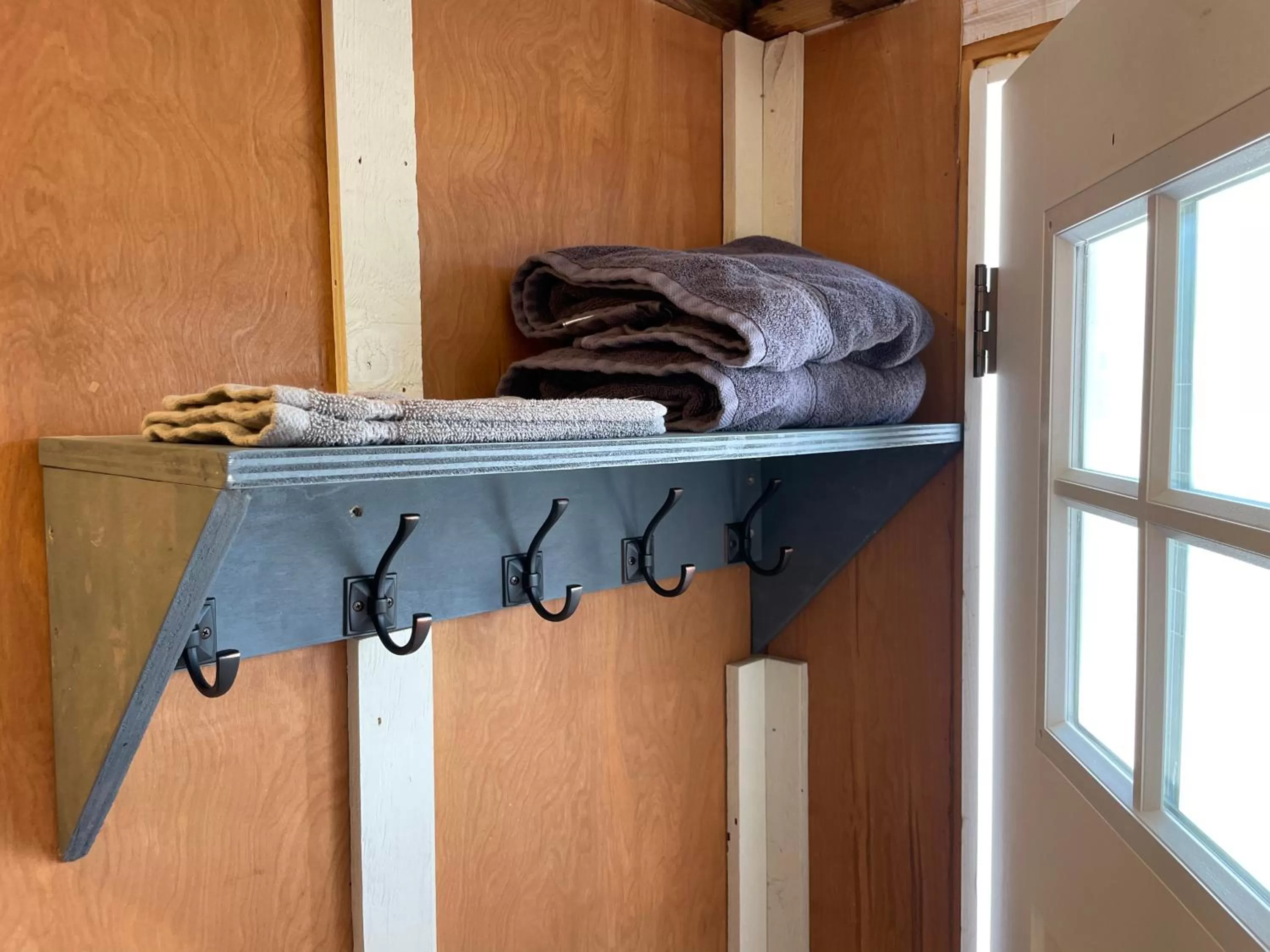 towels in Blue Mountain Domes - The WOW Experience