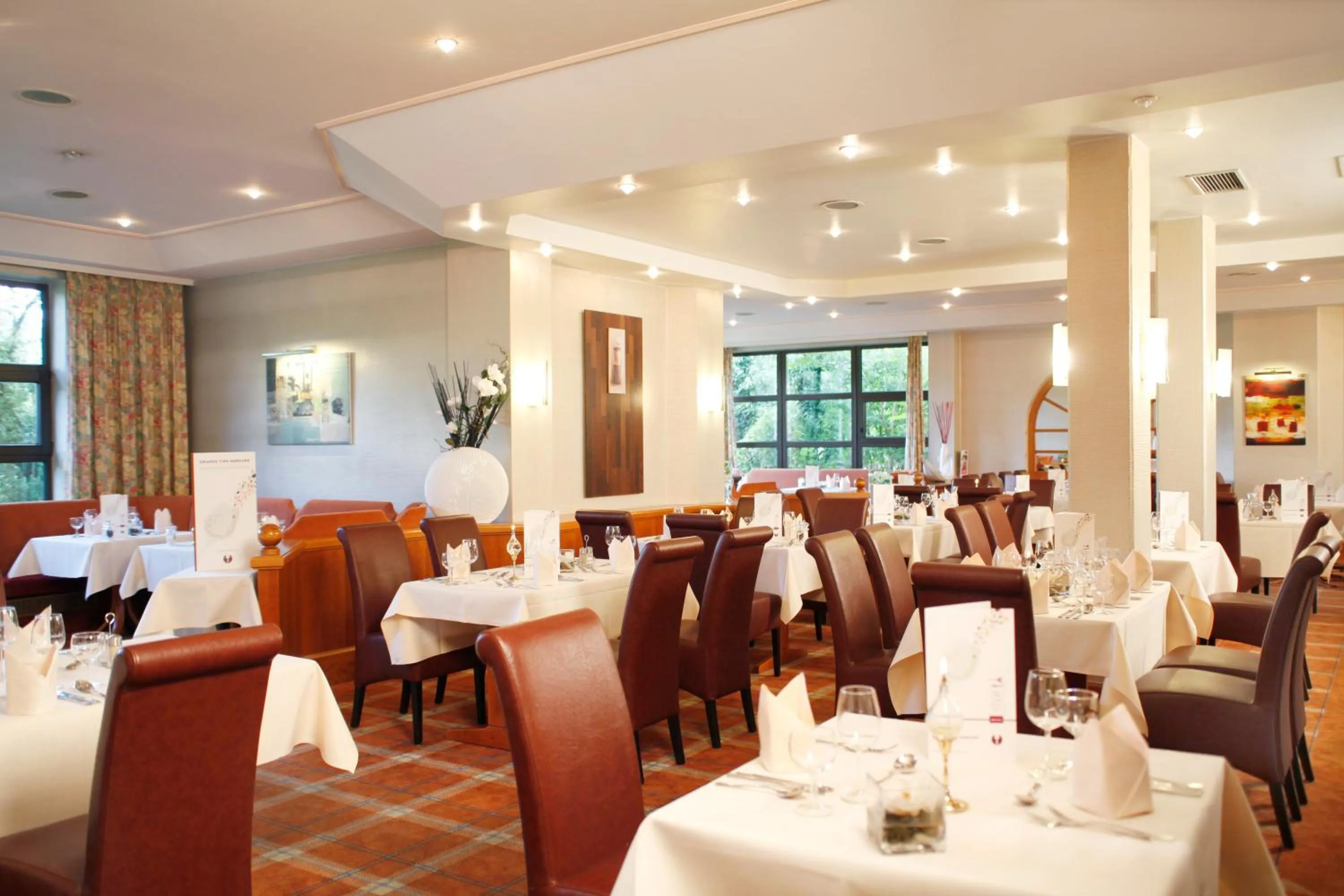 Restaurant/places to eat in Mercure Hotel Bad Duerkheim An Den Salinen