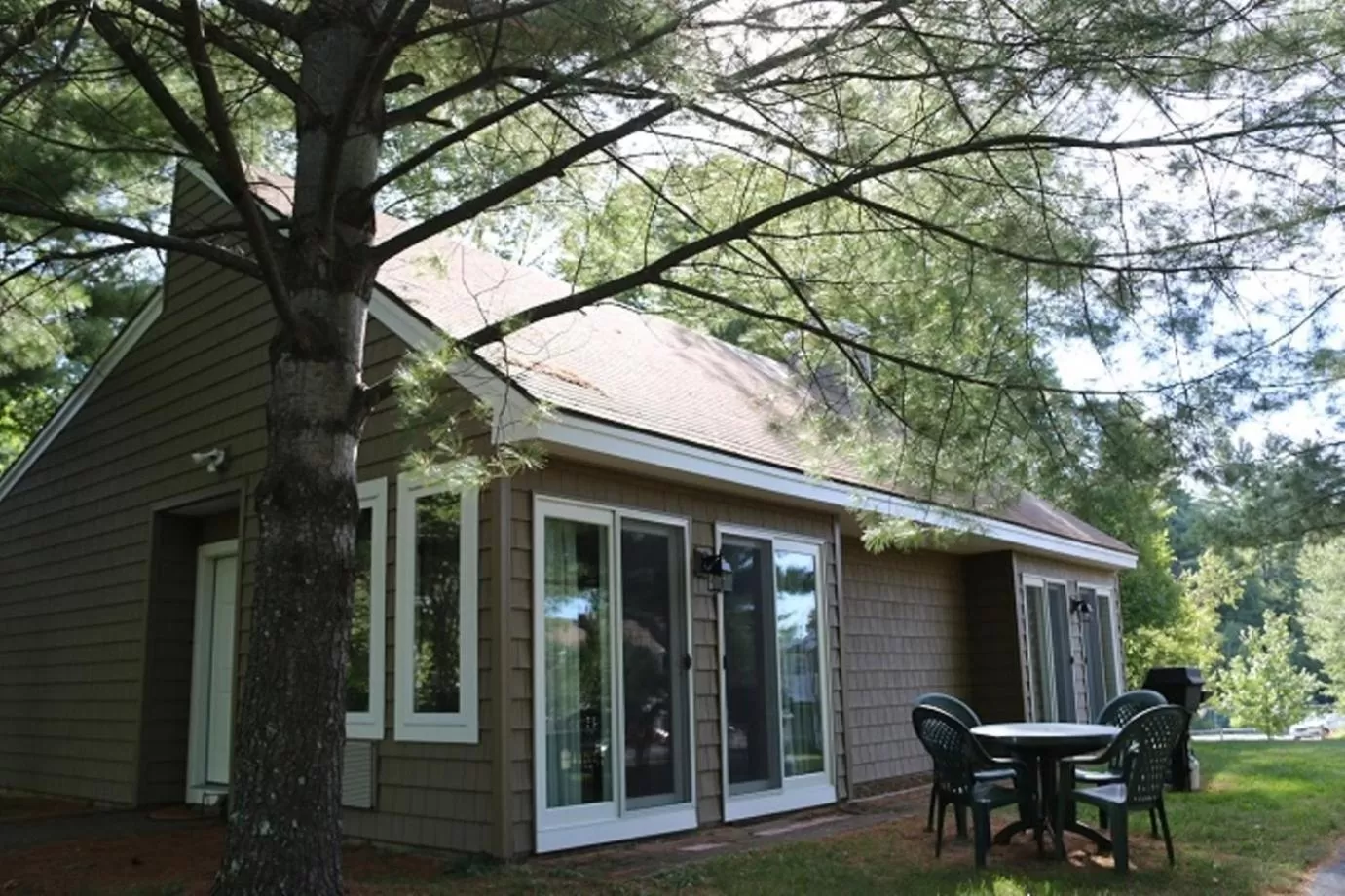 Patio in Cathedral Ledge Resort
