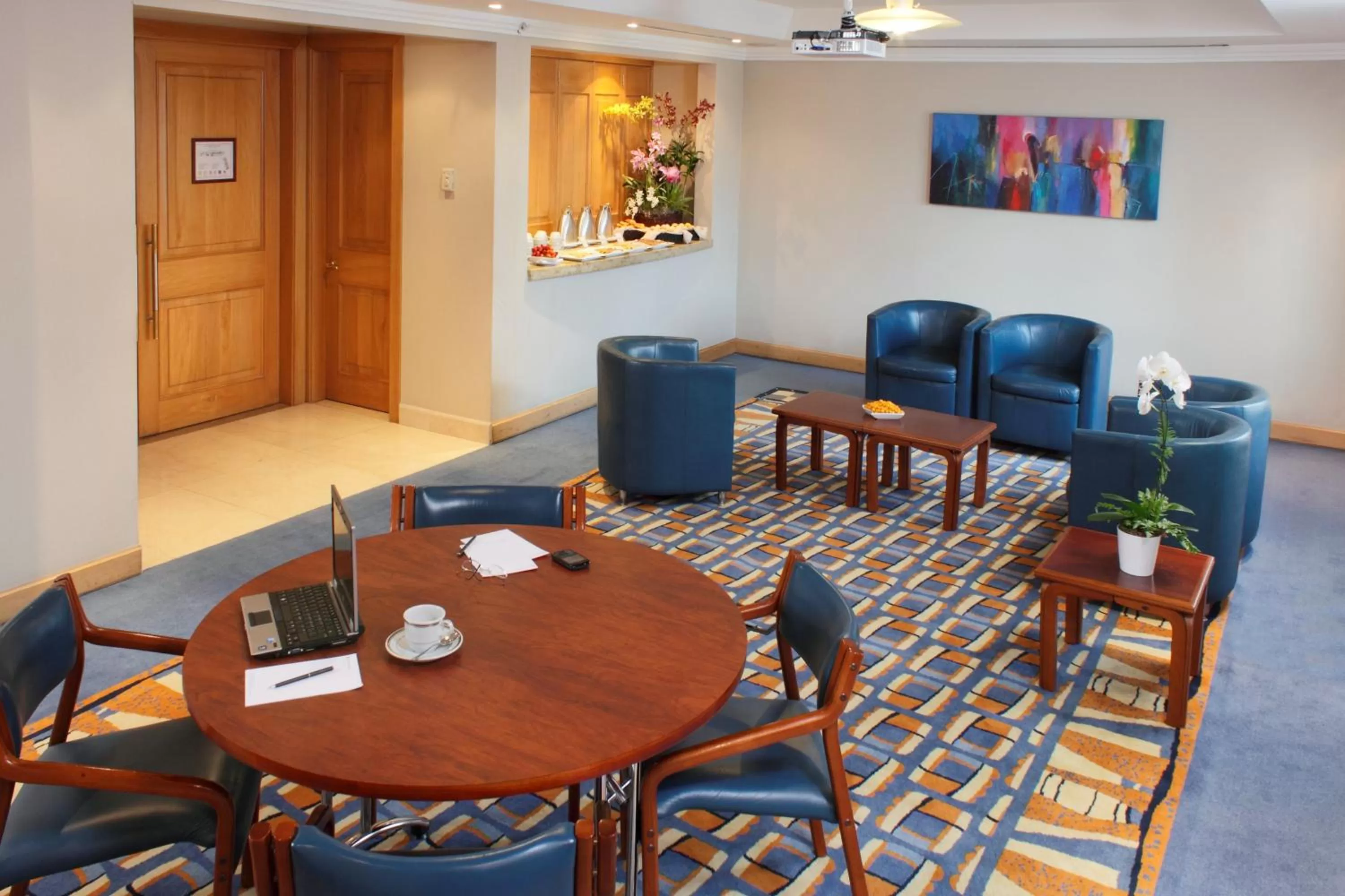 Meeting/conference room in Hotel Intercontinental Cali by IHG