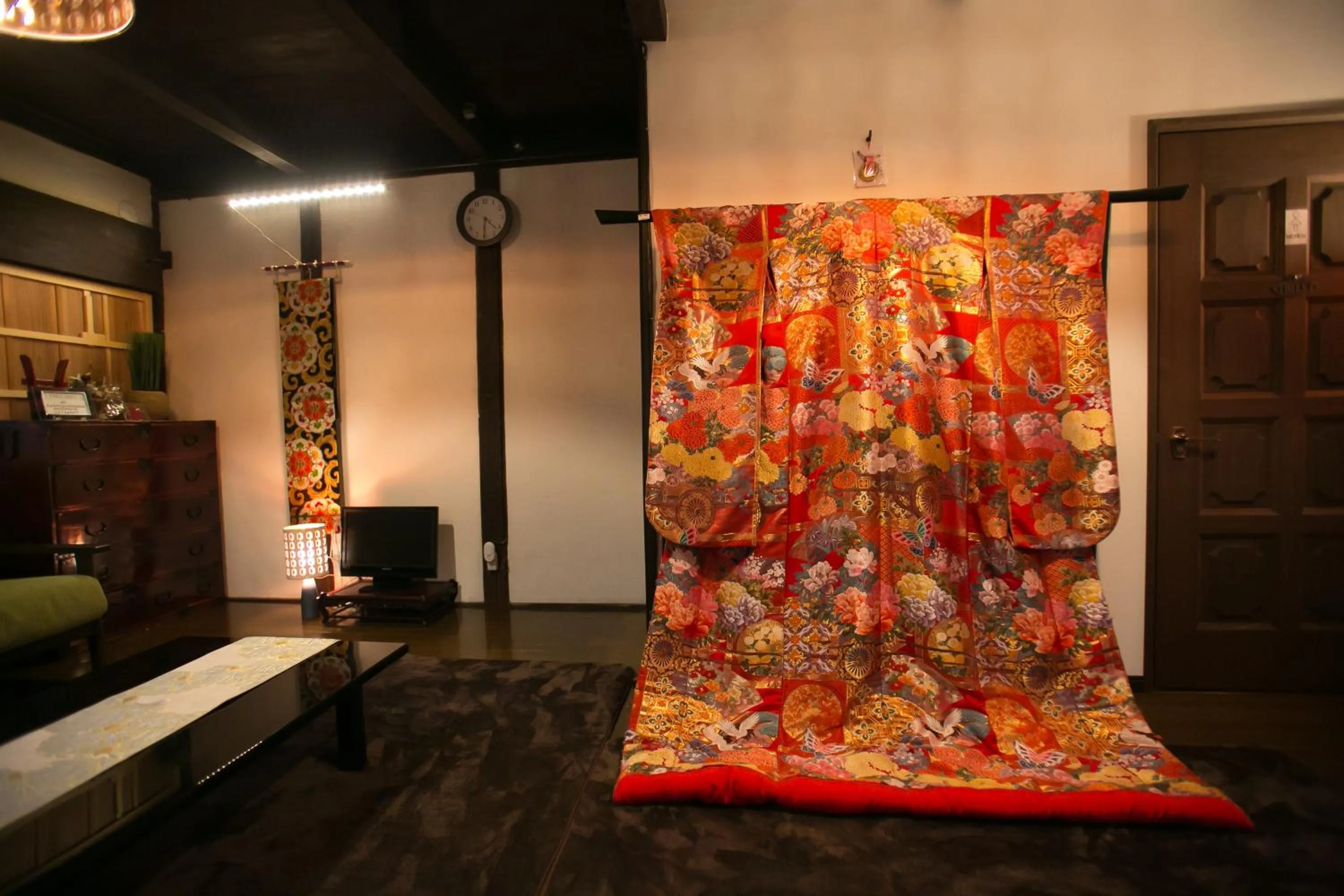 Communal lounge/ TV room, Bed in Guesthouse HANA Nishijin