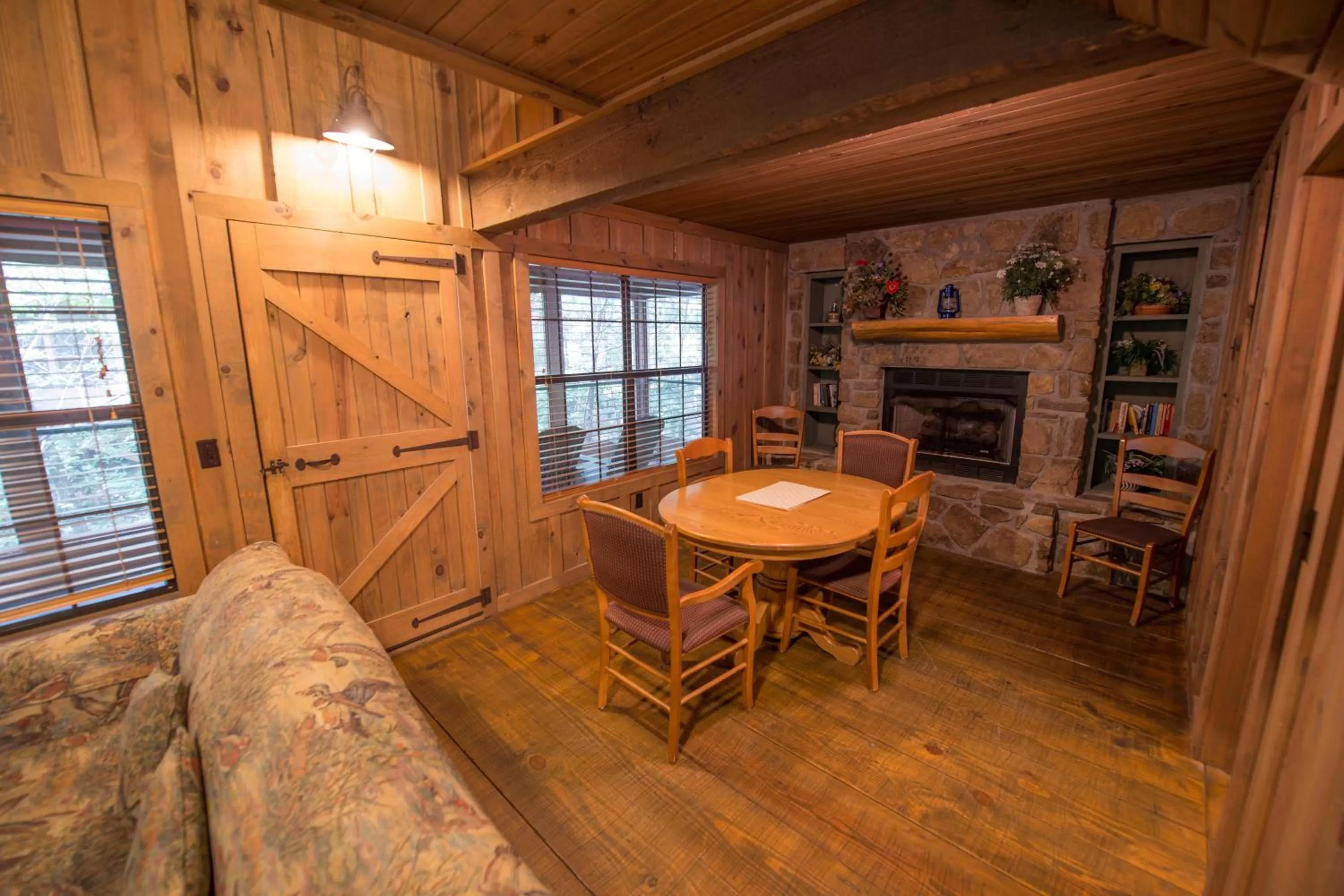 Dining area in Cabins at Green Mountain, Trademark Collection by Wyndham