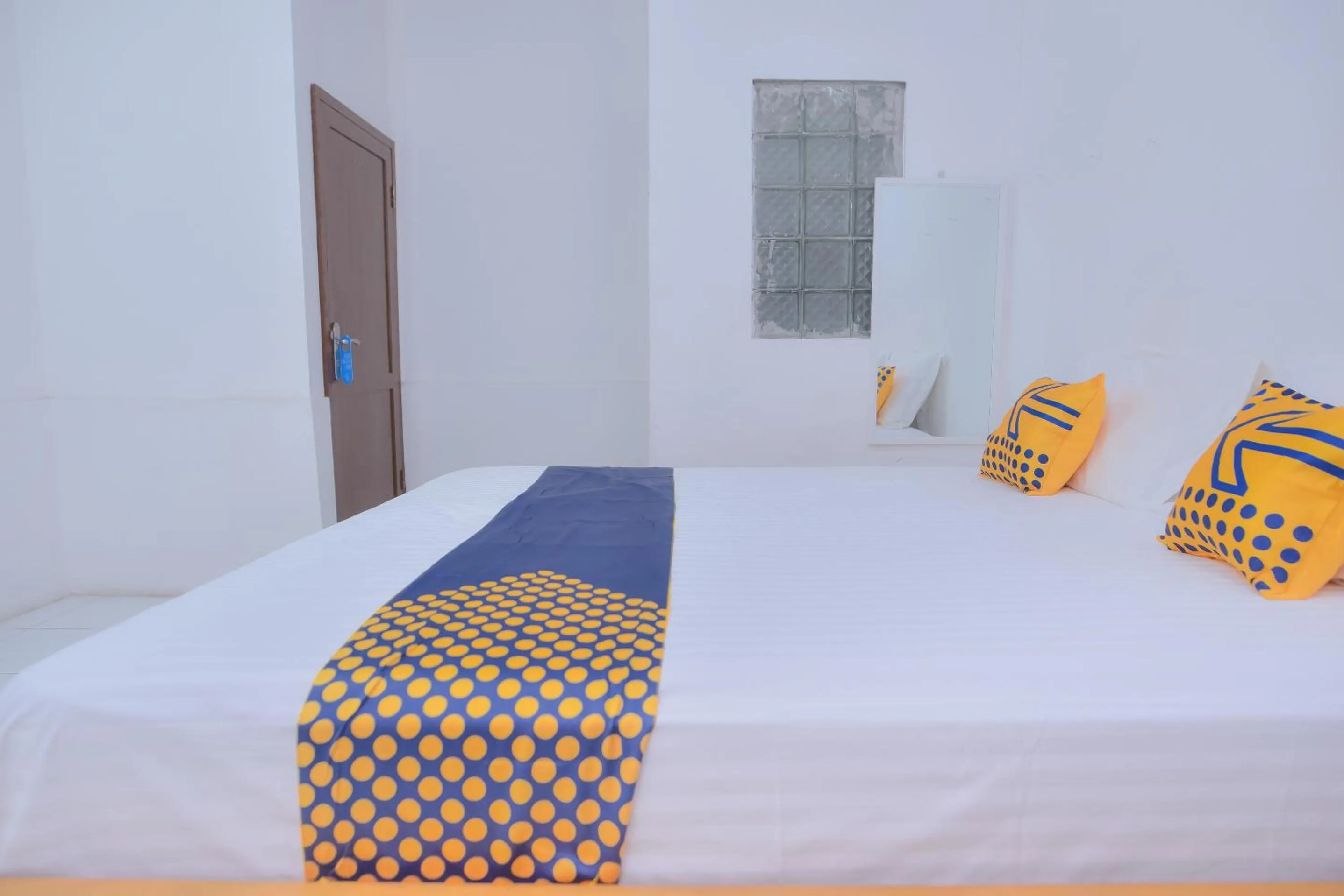 Bedroom, Bed in SPOT ON 2134 Seunia Hotel