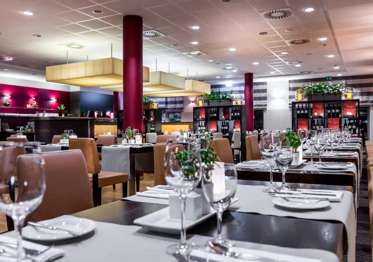 Restaurant/places to eat in Best Western Premier Hotel Regensburg