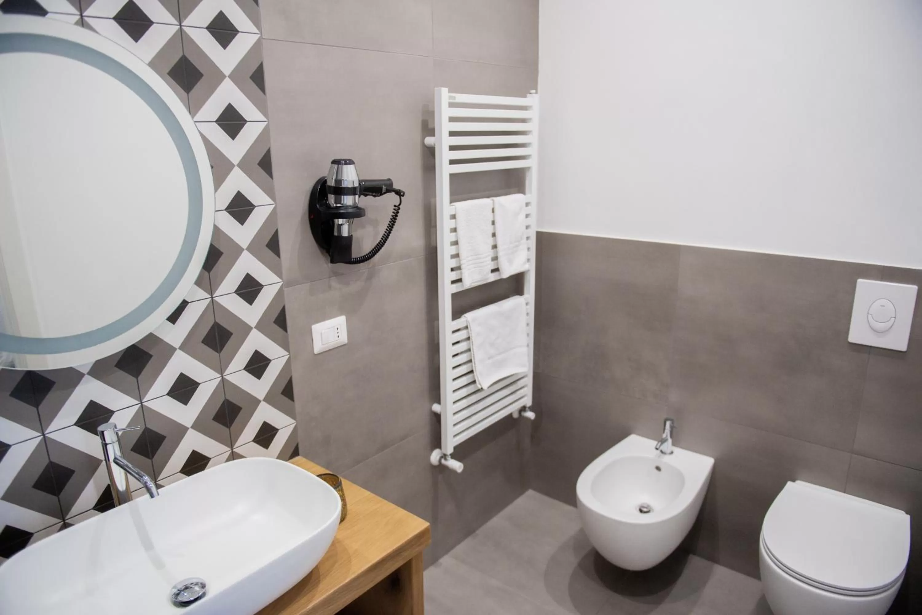 Bathroom in Novecento