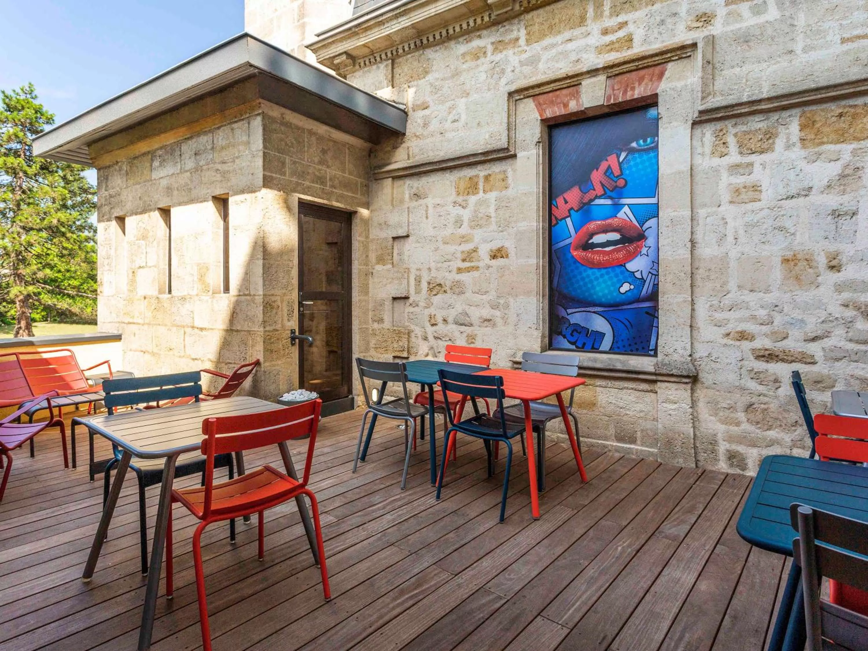 Restaurant/places to eat in ibis Styles Bordeaux Sud