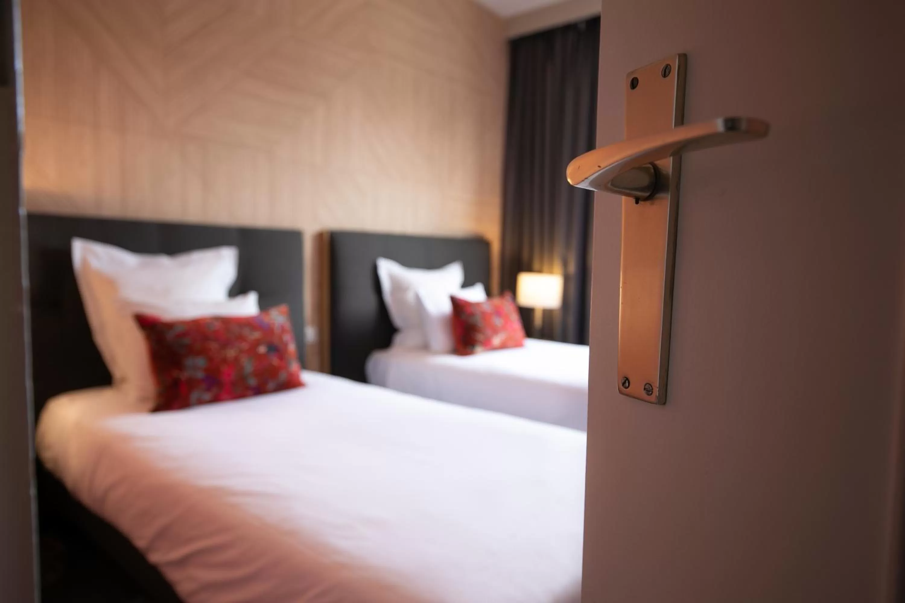 Photo of the whole room, Bed in Hôtel Restaurant Vaillant Colmar Nord