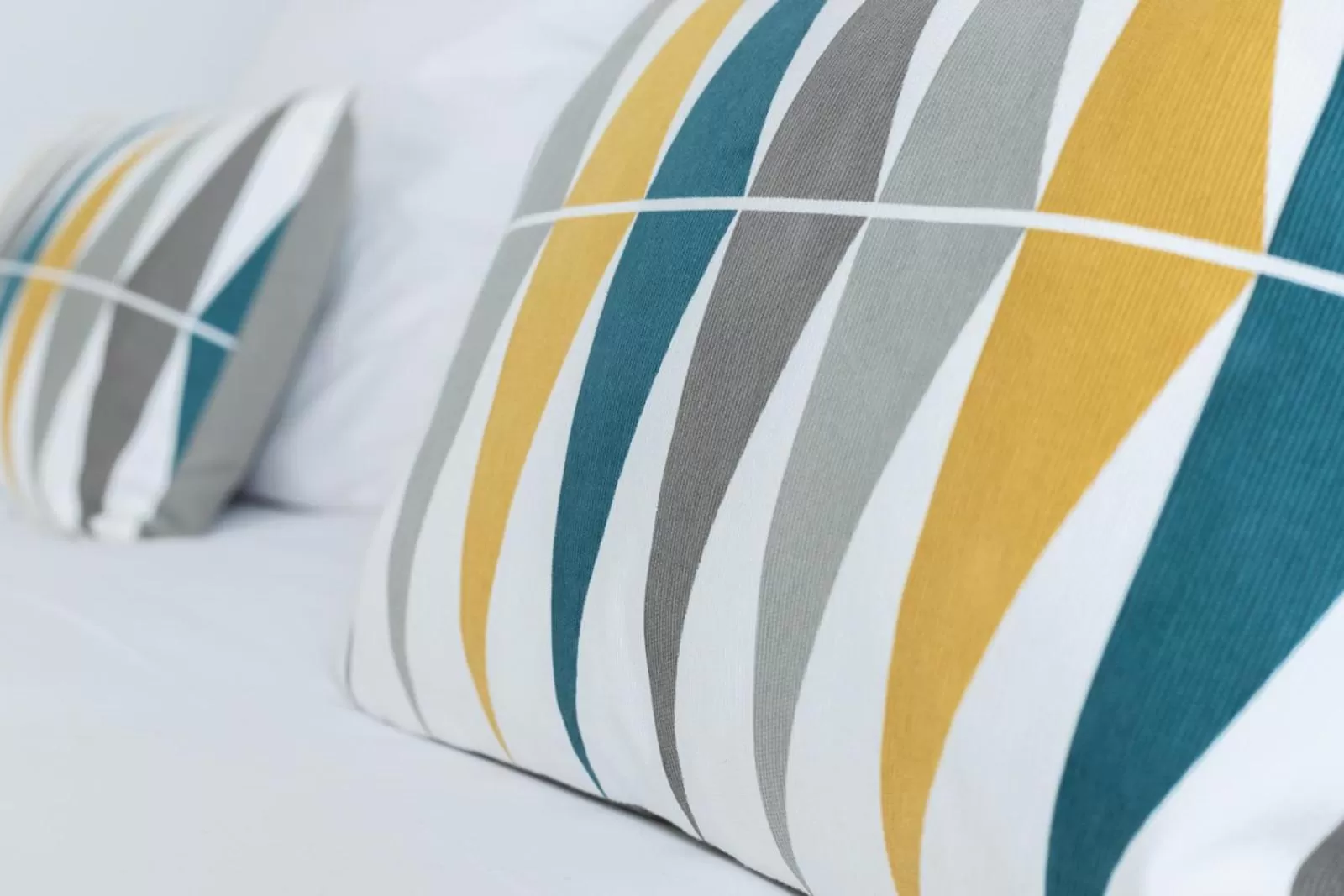 Bed in Hôtel Porte Mars Reims Gare Centre Arena