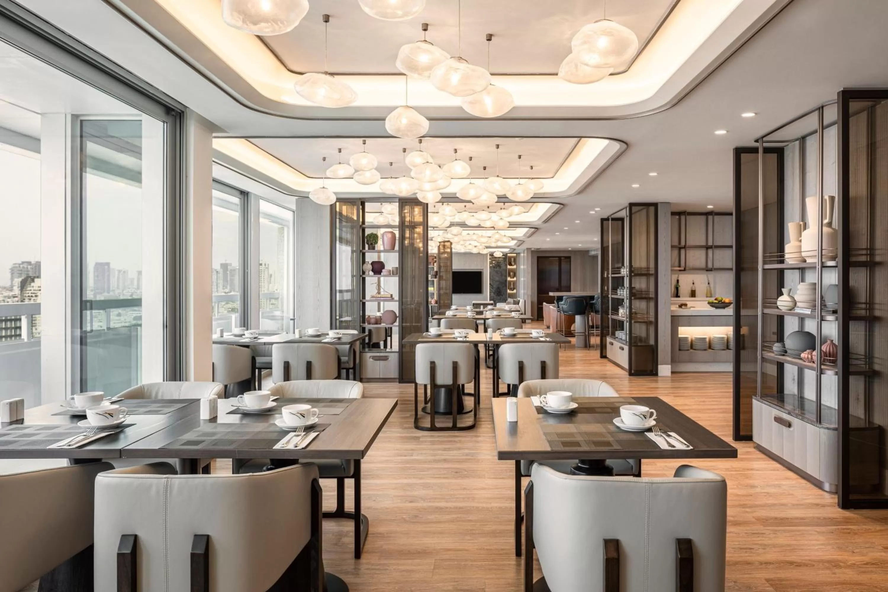 Lounge or bar in Sheraton Grand Tel Aviv