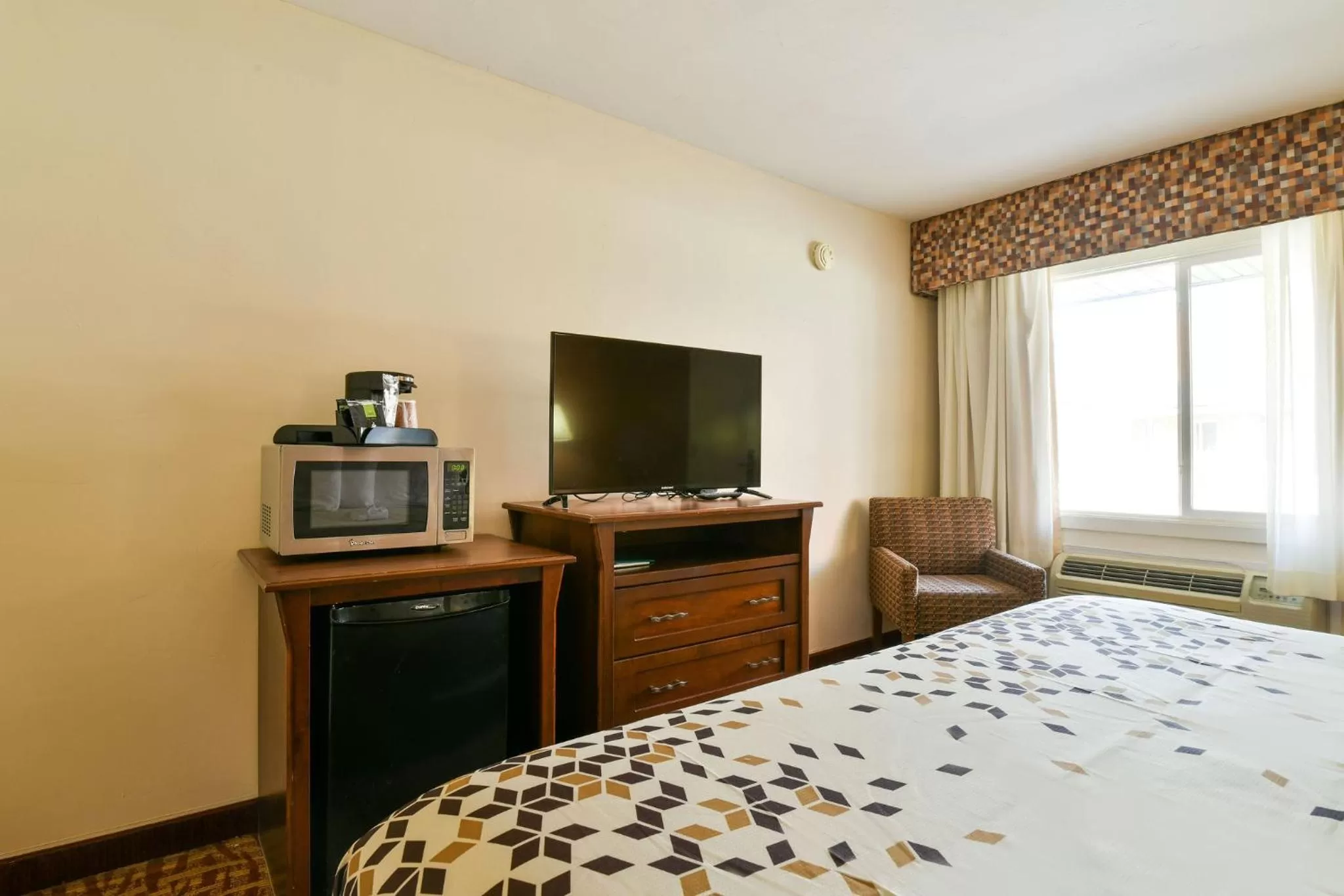 Coffee/tea facilities, Bed in Inca Inn Moab