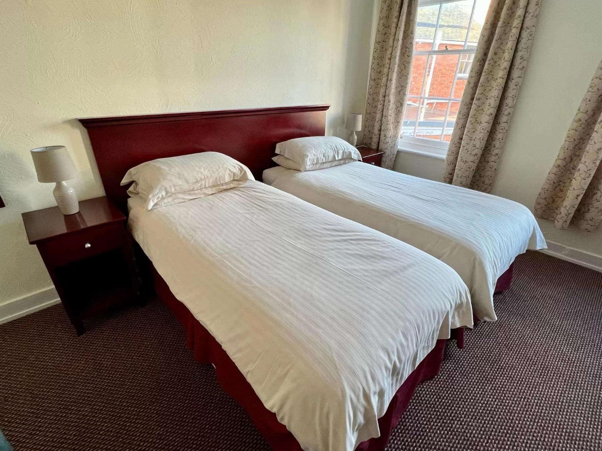 Bed in Calverts Hotel - Newport, Isle of Wight - RETURN CAR FERRY FROM 89 POUNDS