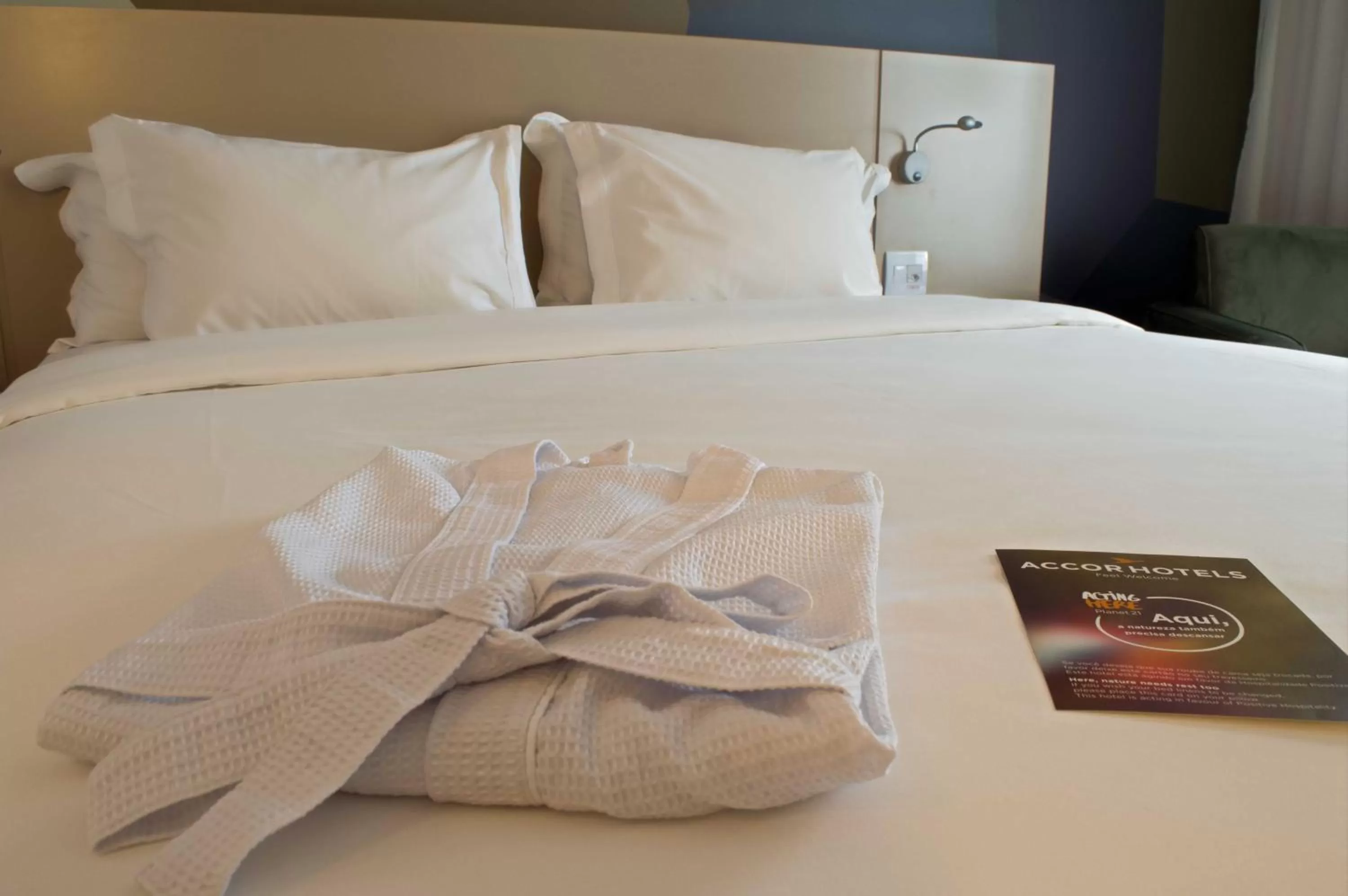 Bed in Mercure Sao Jose dos Campos