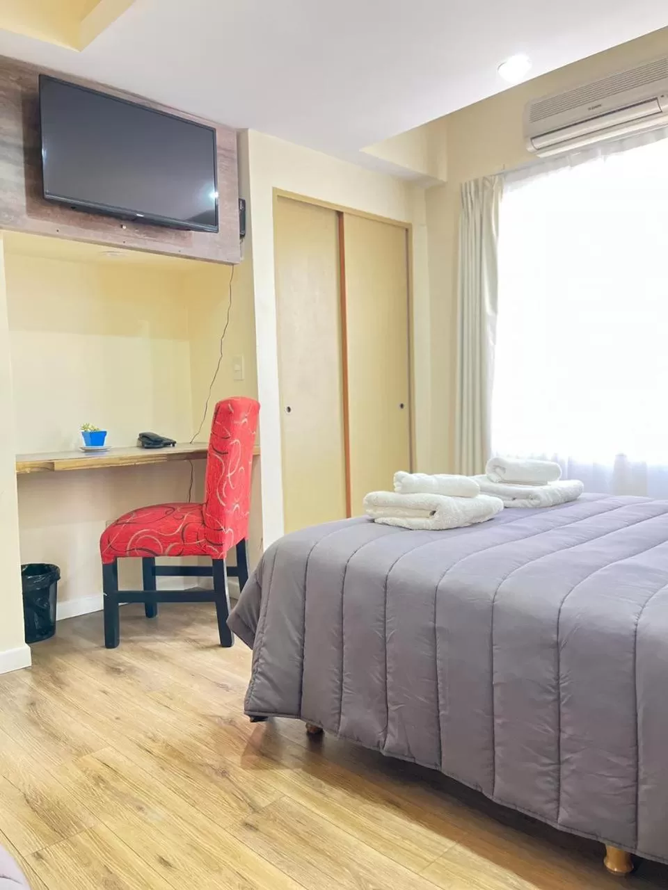 Photo of the whole room in Hotel ATEPSA