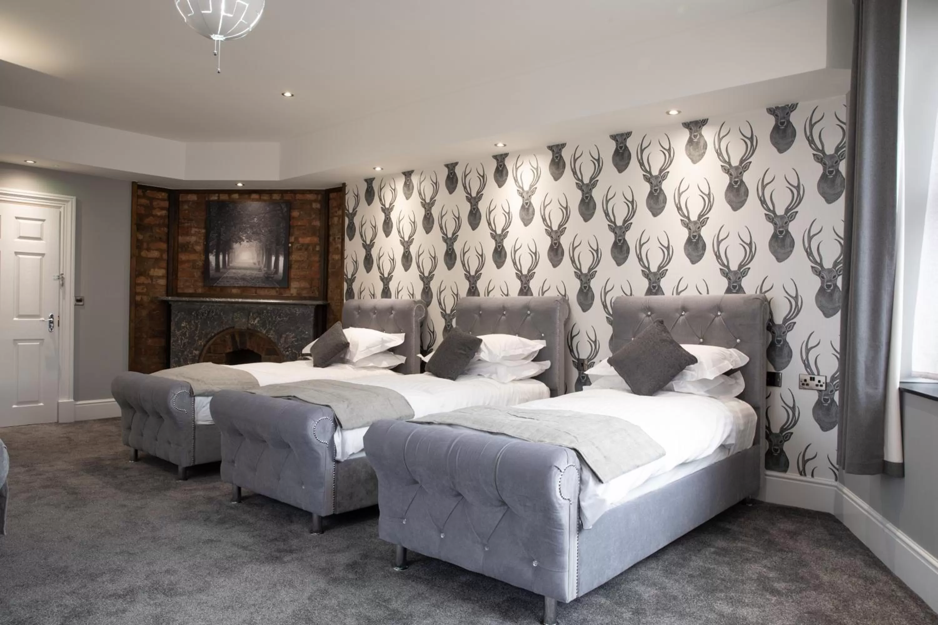 Bed in The Glebe Hotel