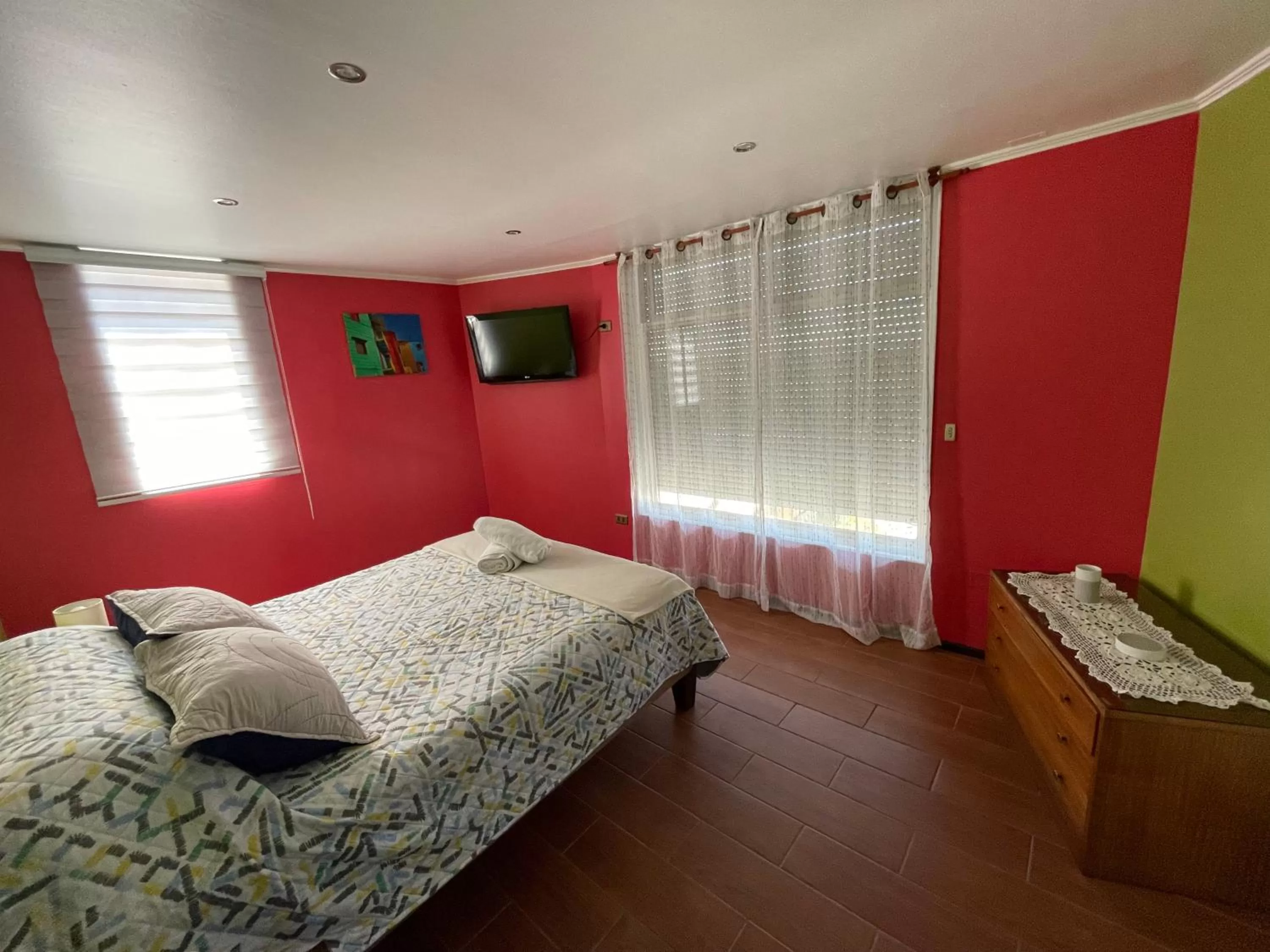 Photo of the whole room, Bed in Hostal Recuerdos de Familia