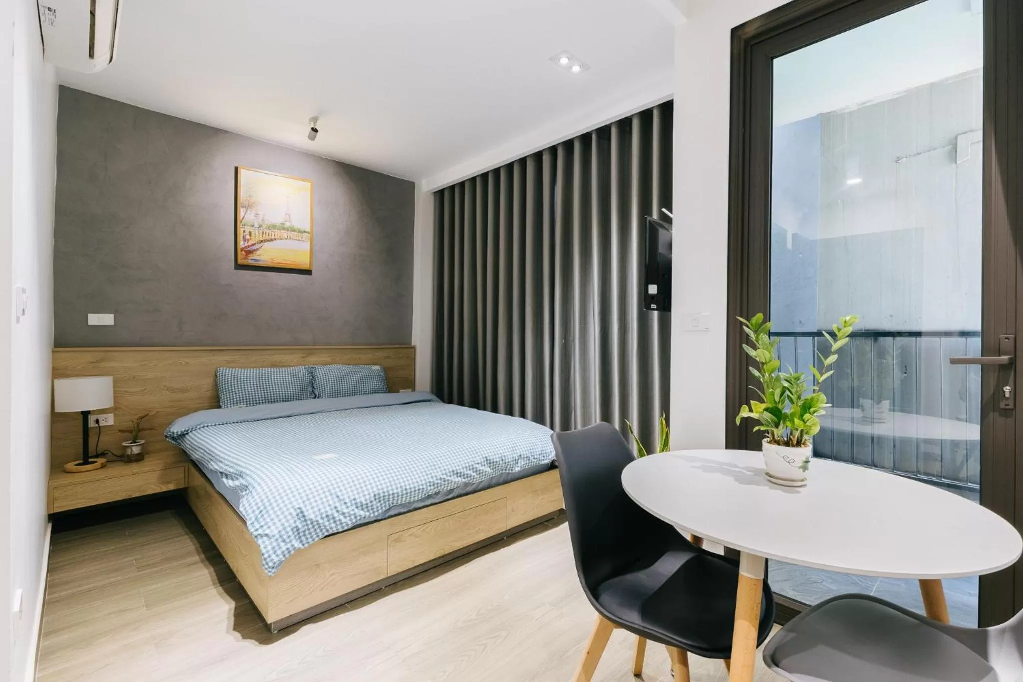 Bed in LUCK APART 8 - Hanoi Westlake Balcony Studio