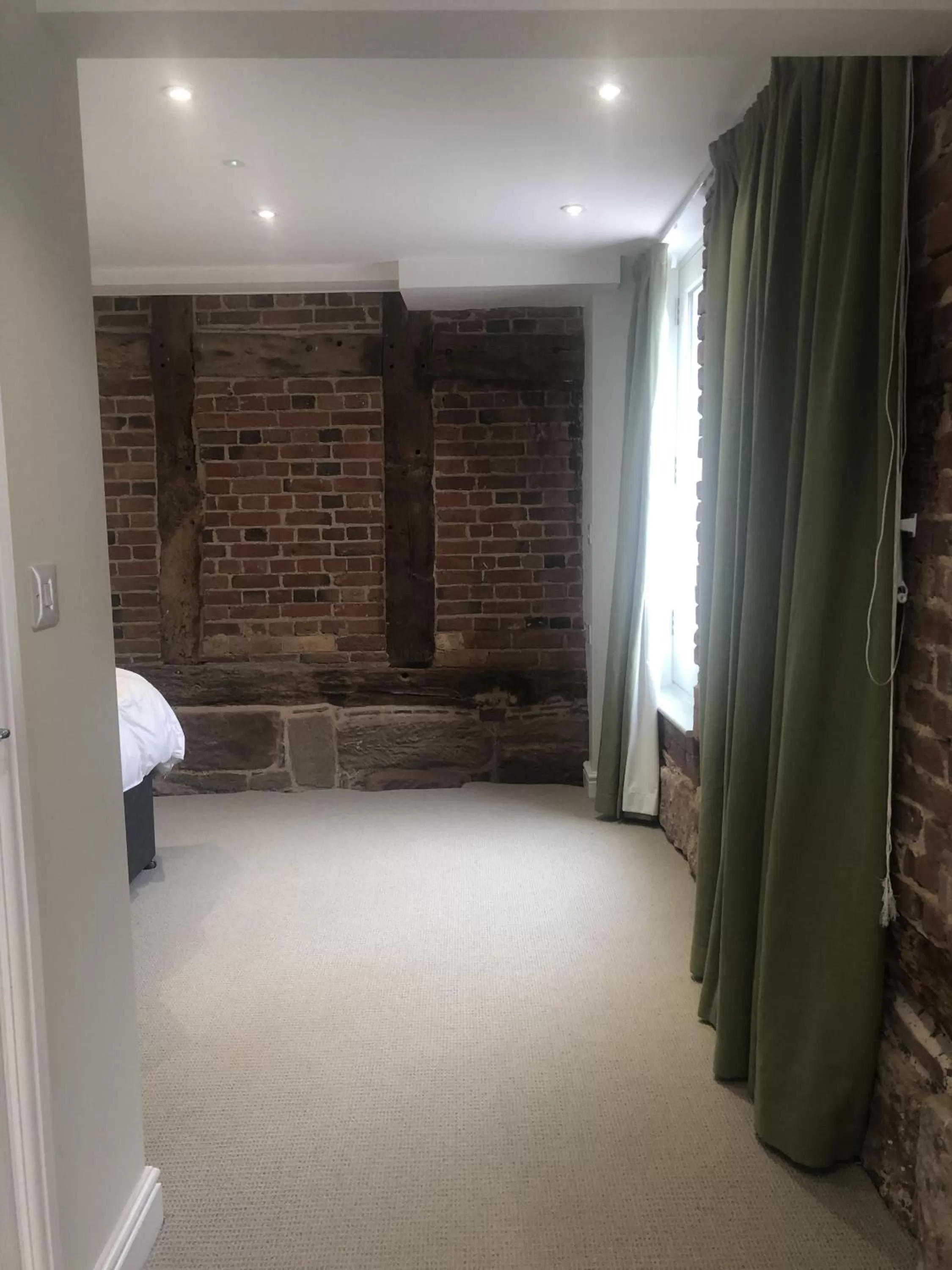 Bed in Tuppenhurst Barn