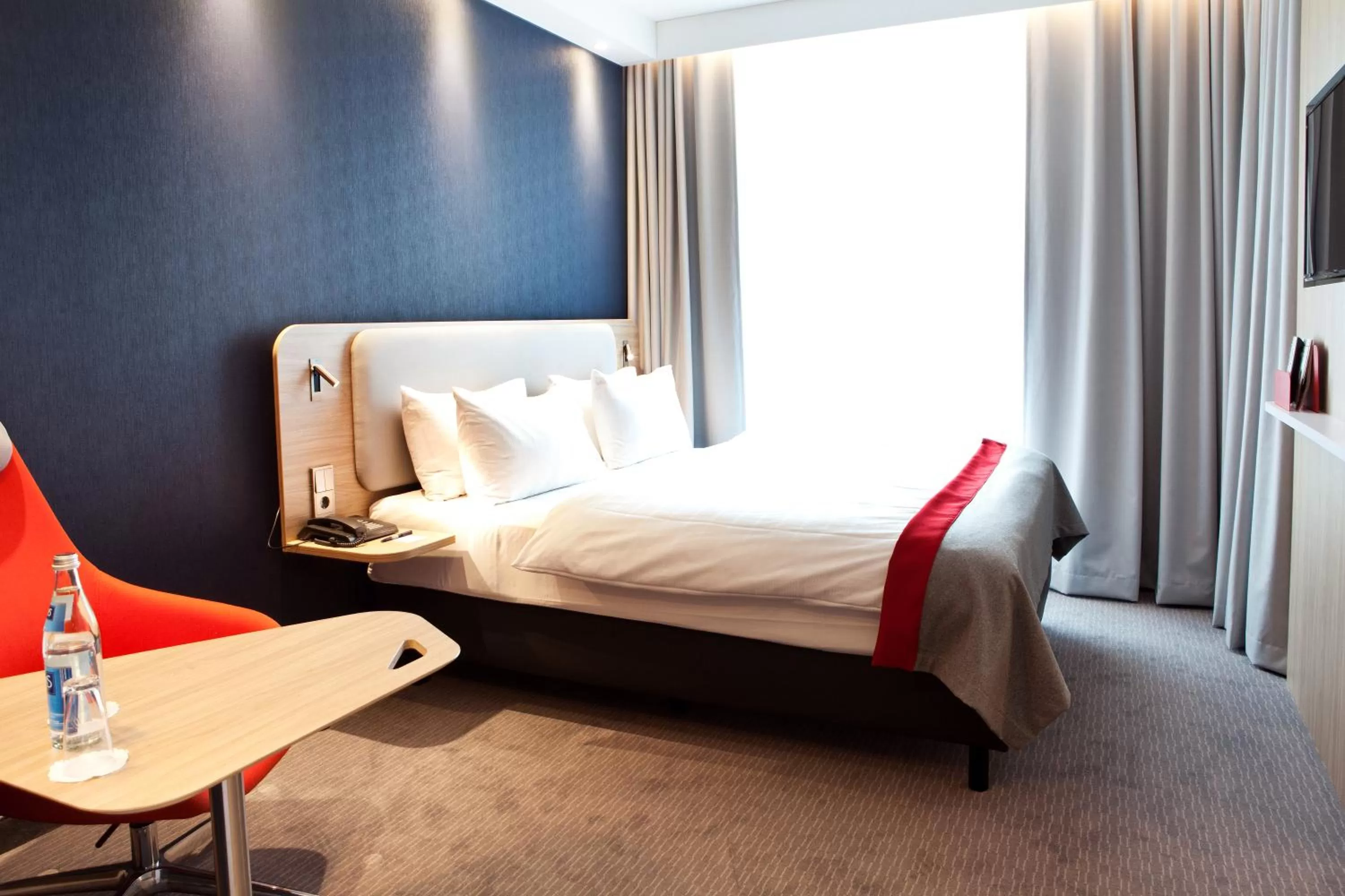 Bed in Holiday Inn Express - Trier by IHG