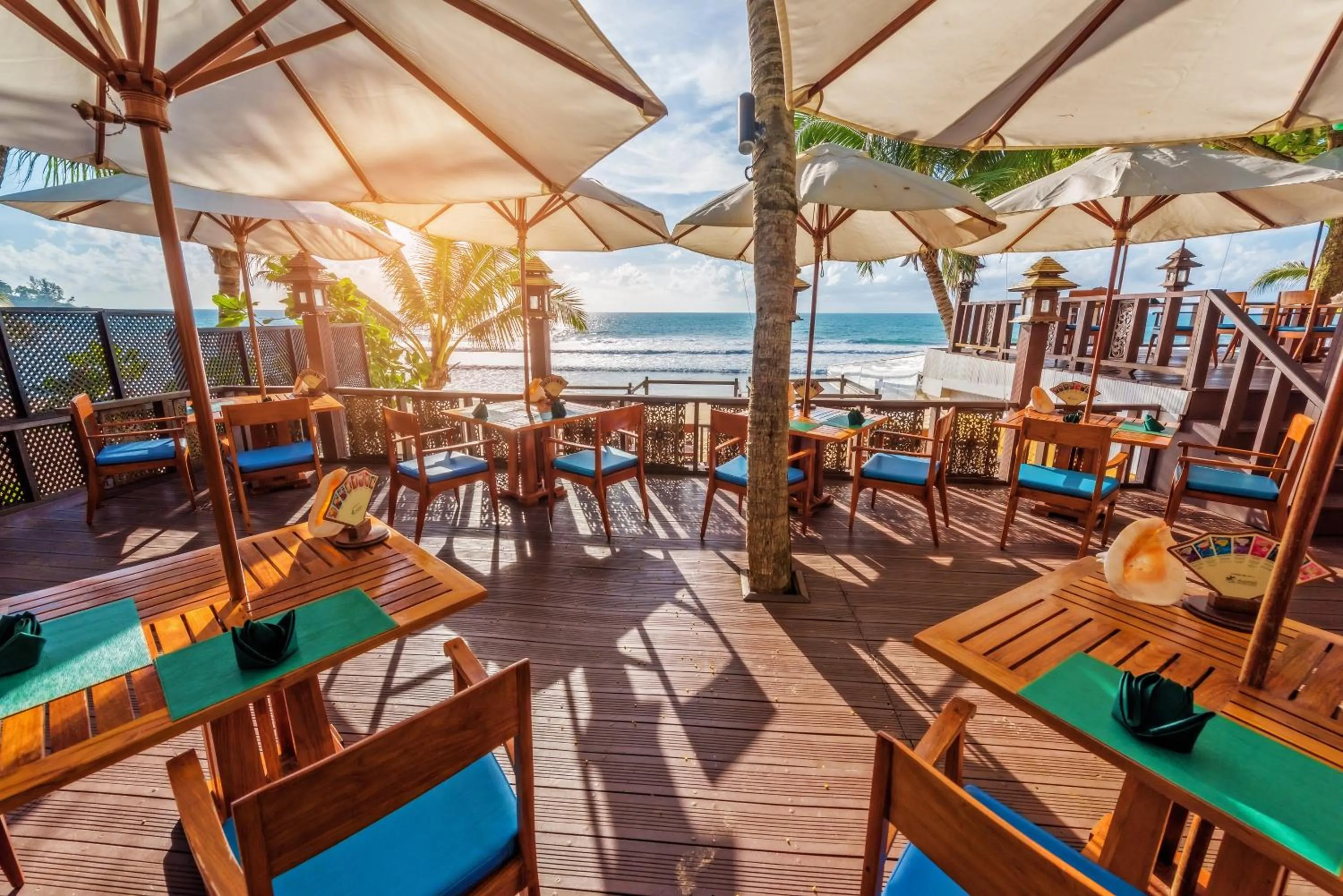 Food and drinks in Andaman White Beach Resort - SHA Plus