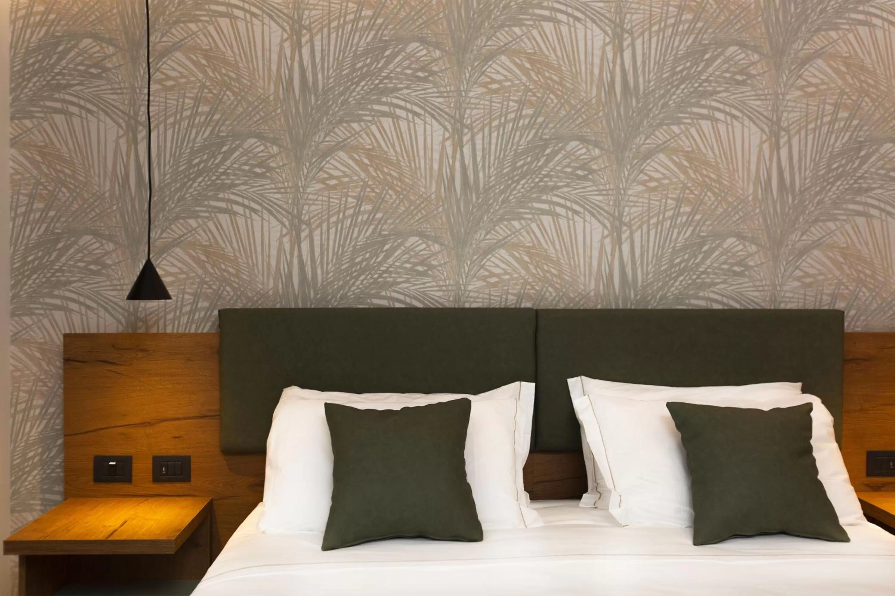 Bed in Donna Vì Hotel