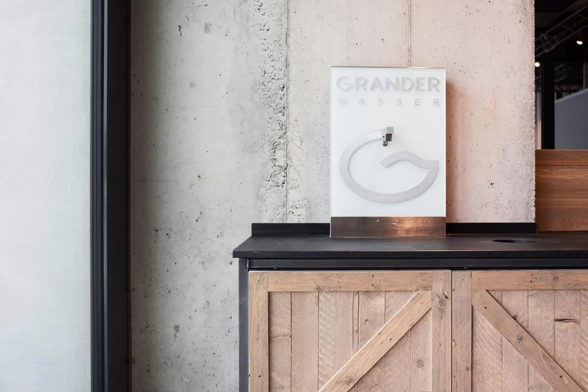 Non alcoholic drinks in bäck stage