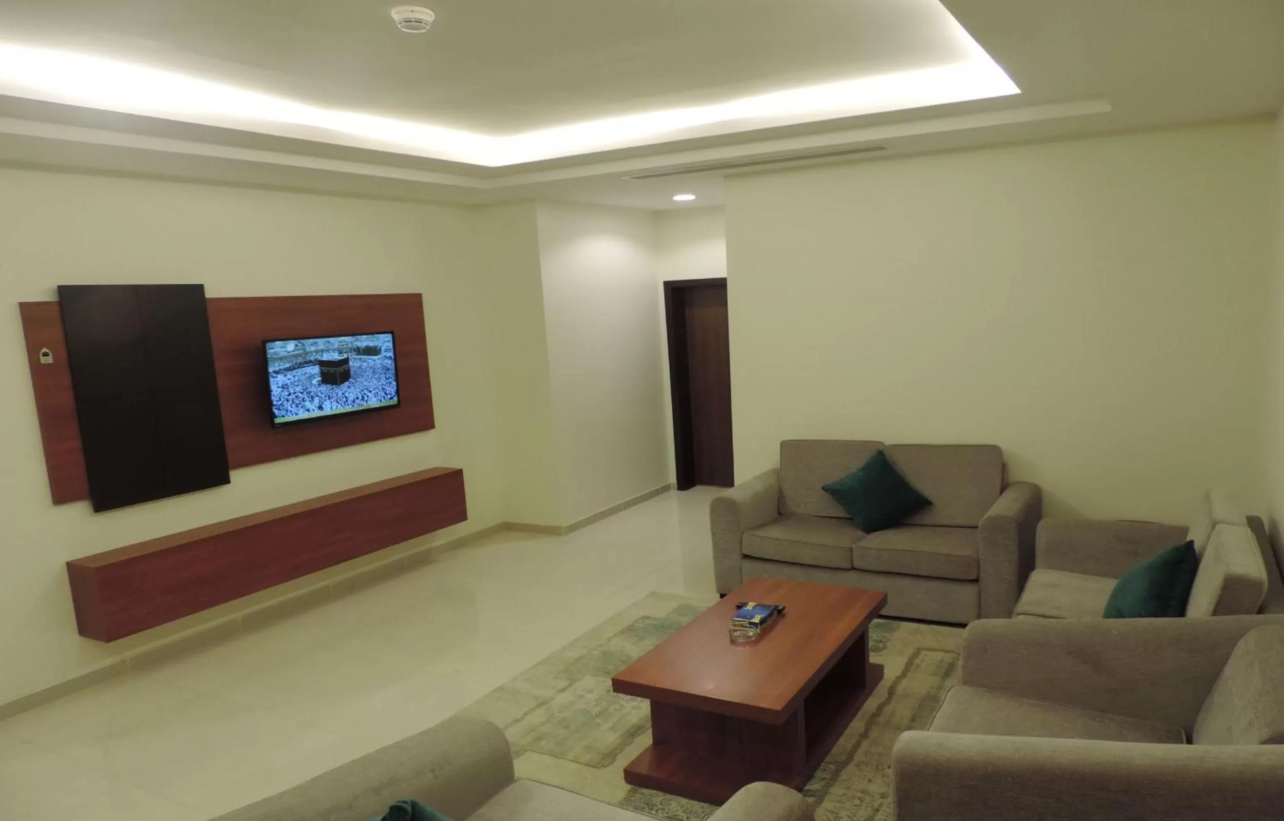 TV and multimedia in Rama Yanbu Hotel-Suite