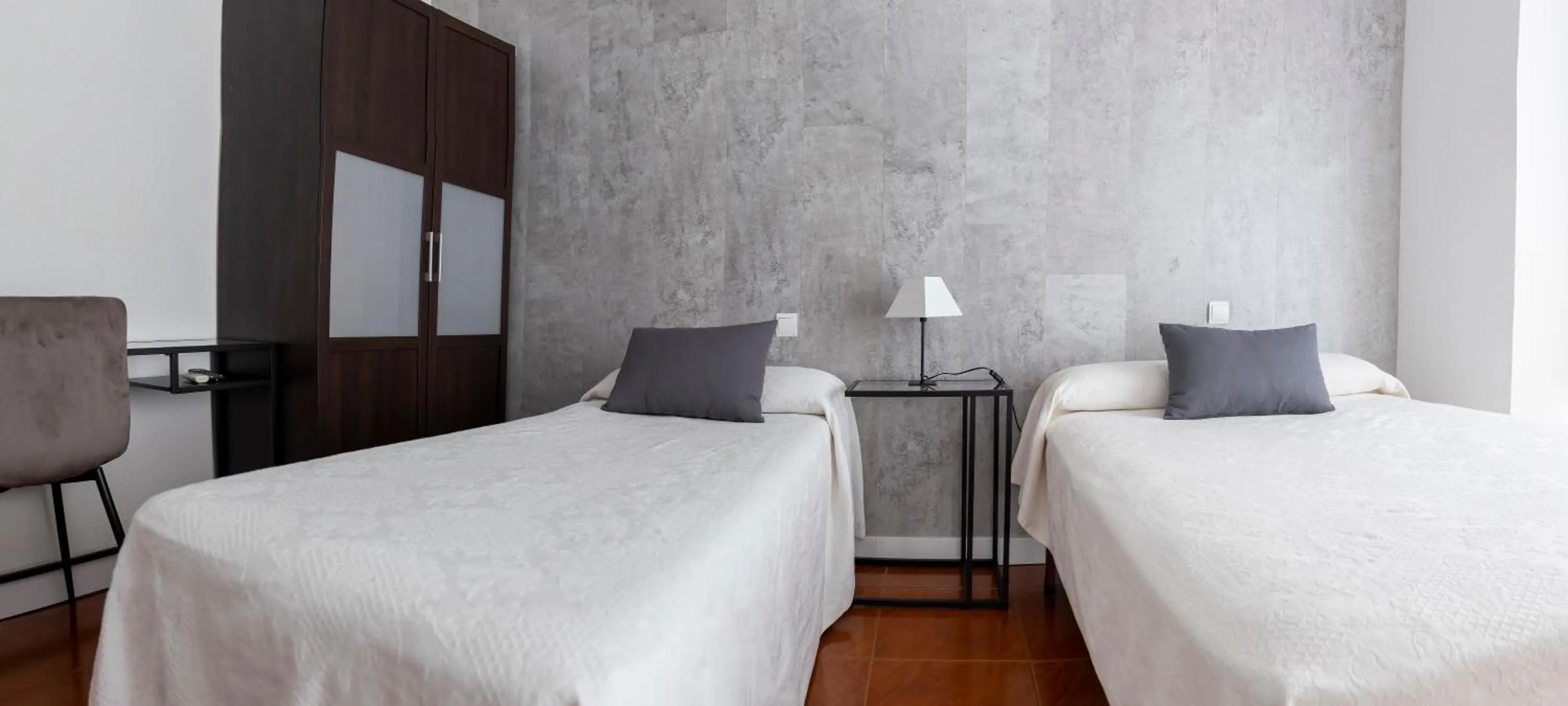 Photo of the whole room, Bed in Hostal Tokio