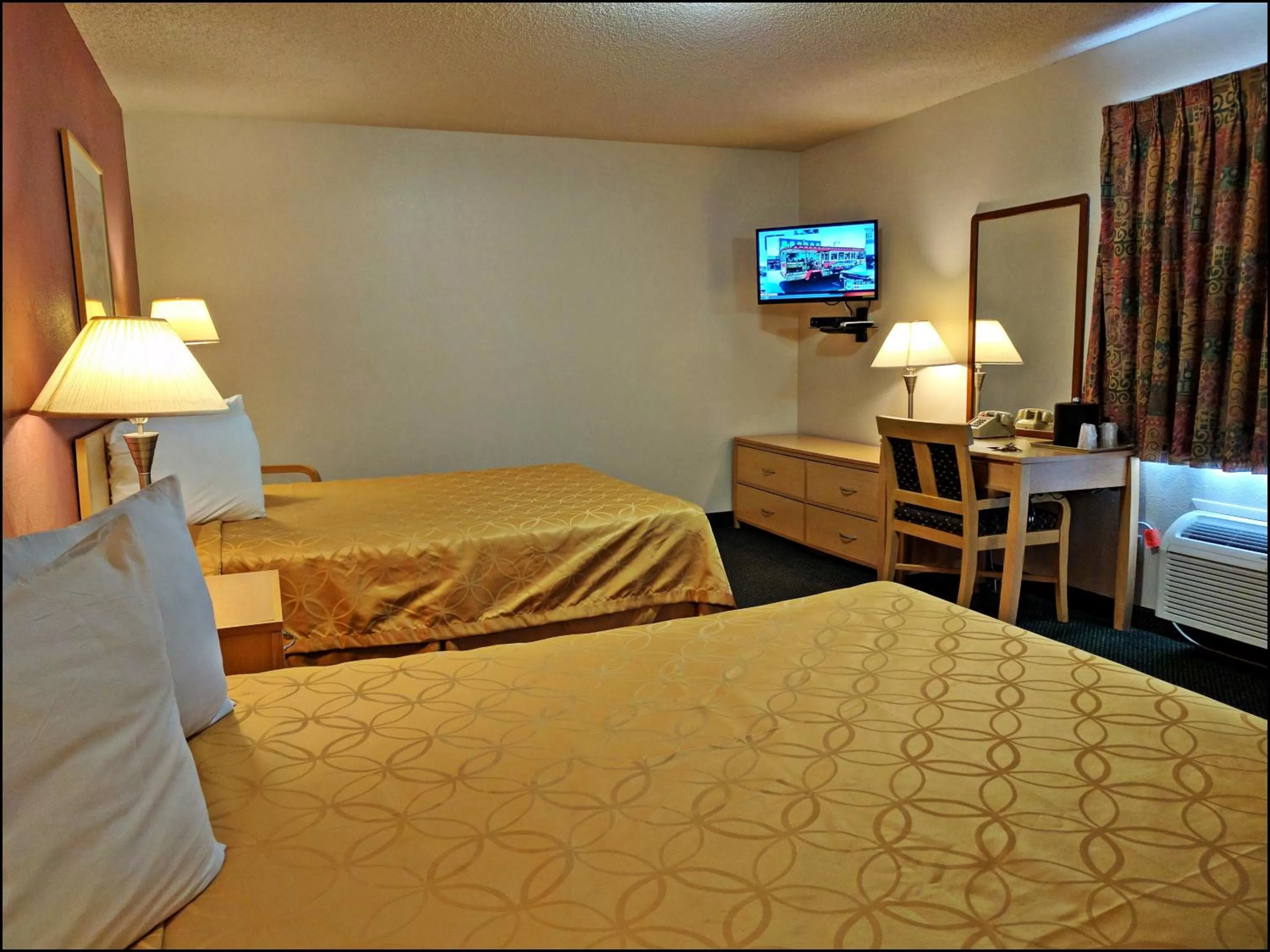 Photo of the whole room, Room Photo in Star Inn Barstow