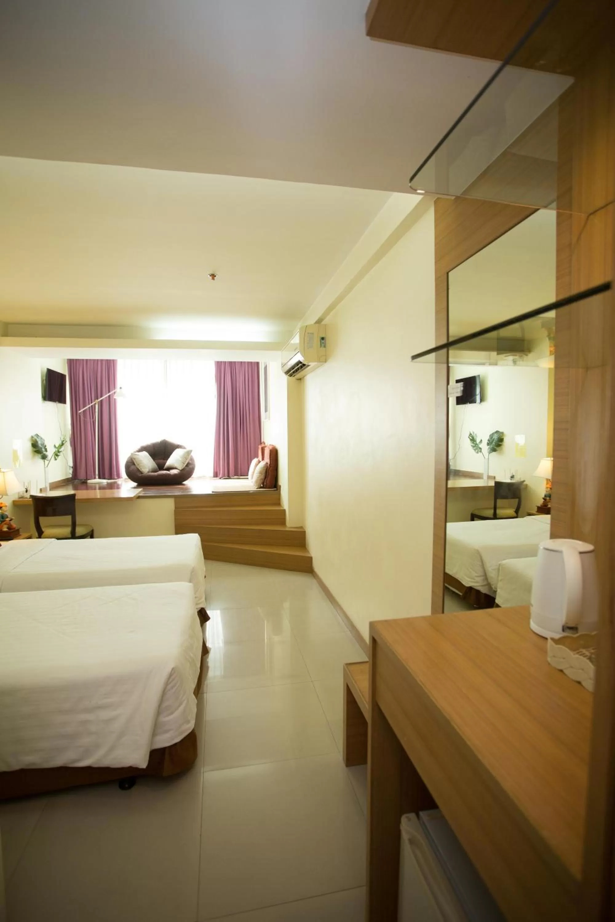 TV and multimedia, Bed in P2 Boutique