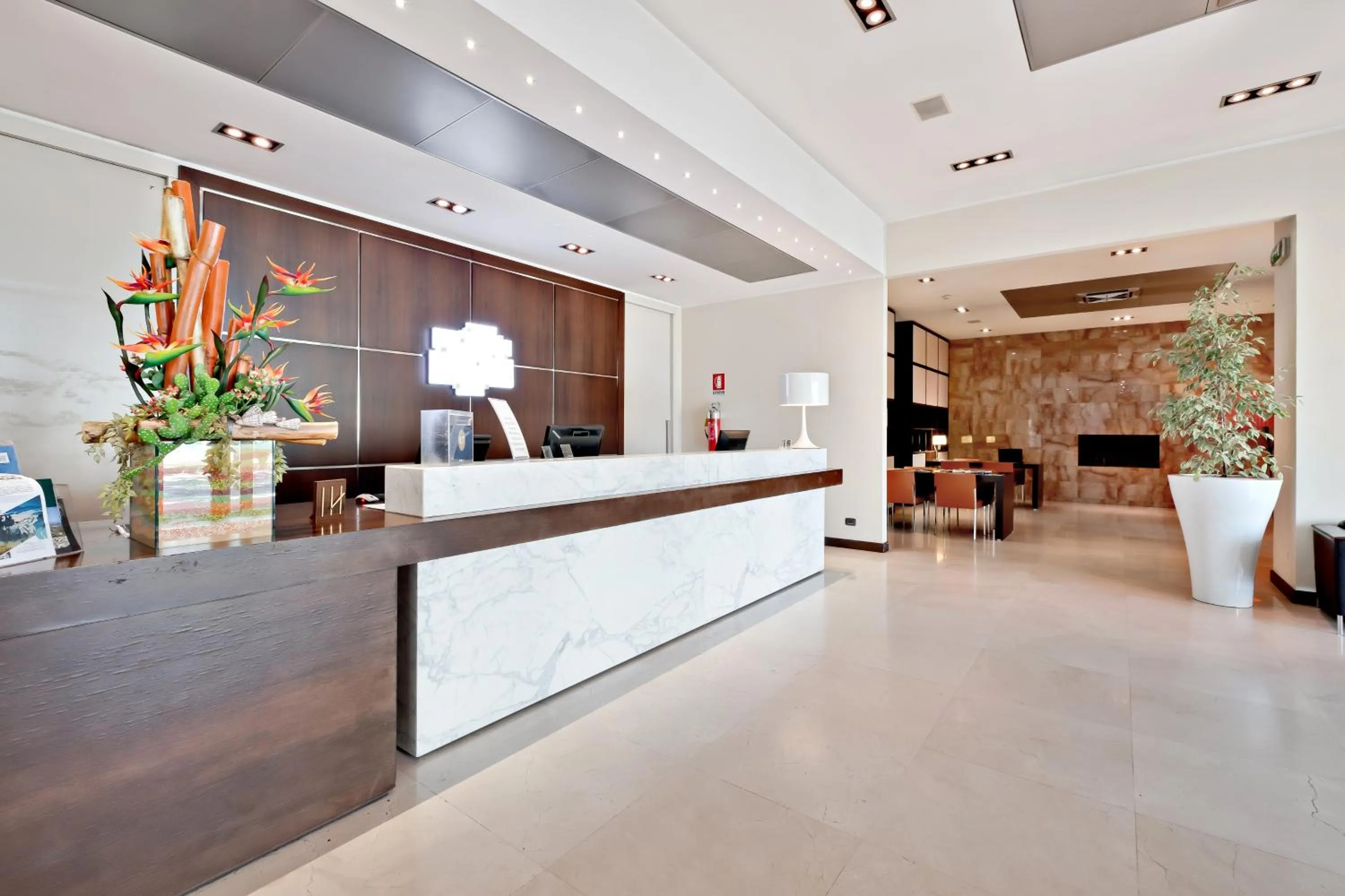 Lobby or reception in Italiana Hotels Cosenza