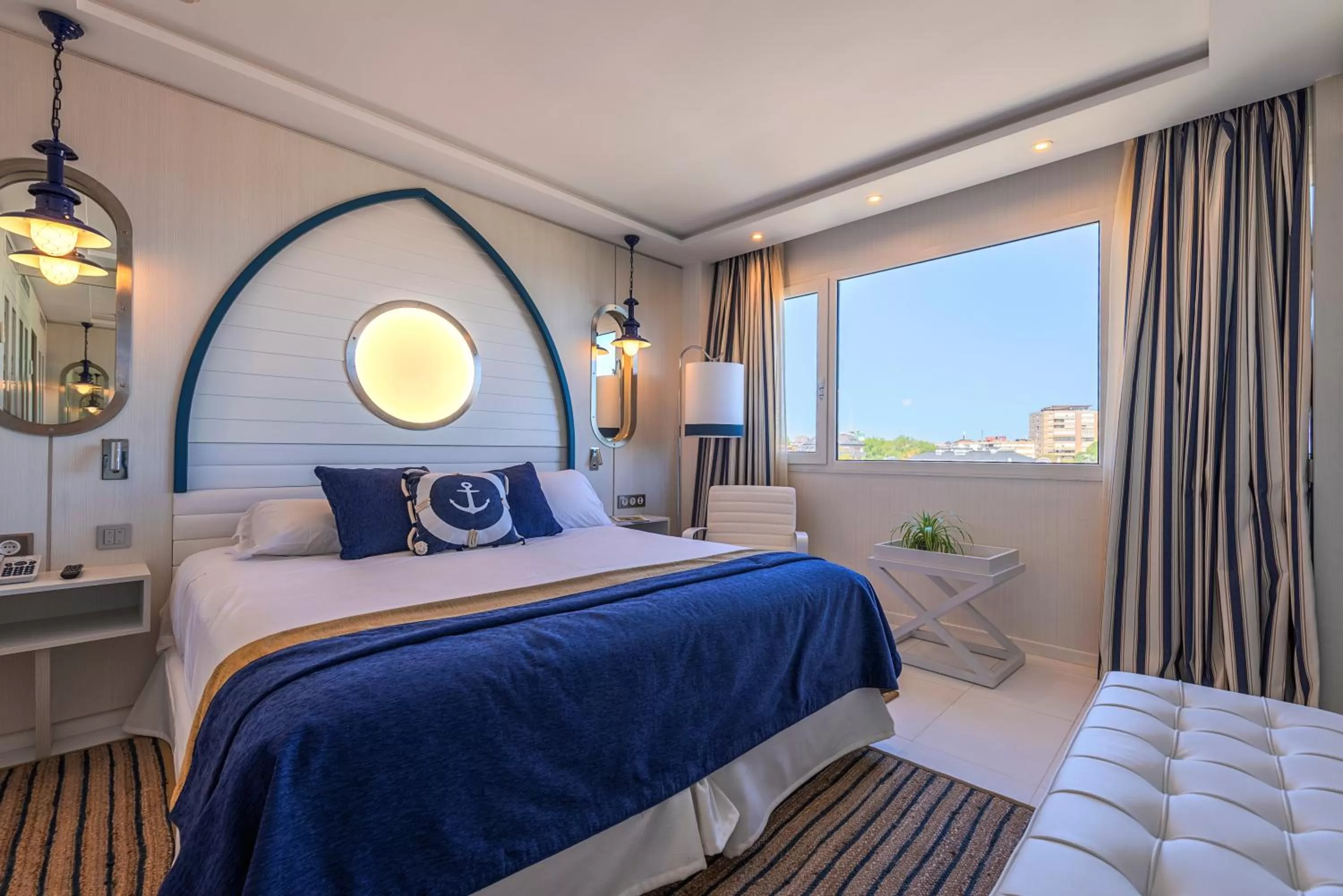 Bedroom, Bed in Santemar