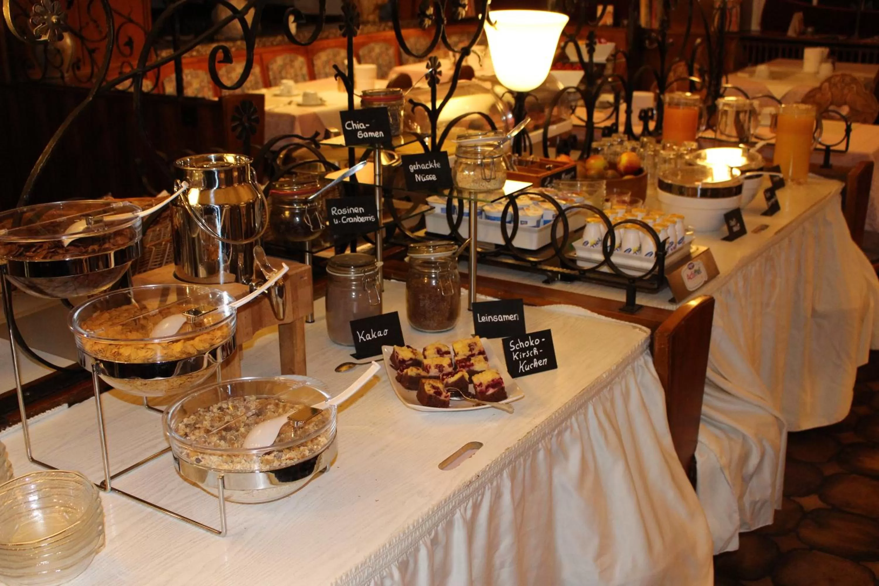 Buffet breakfast in Hotel Ulmer Spatz