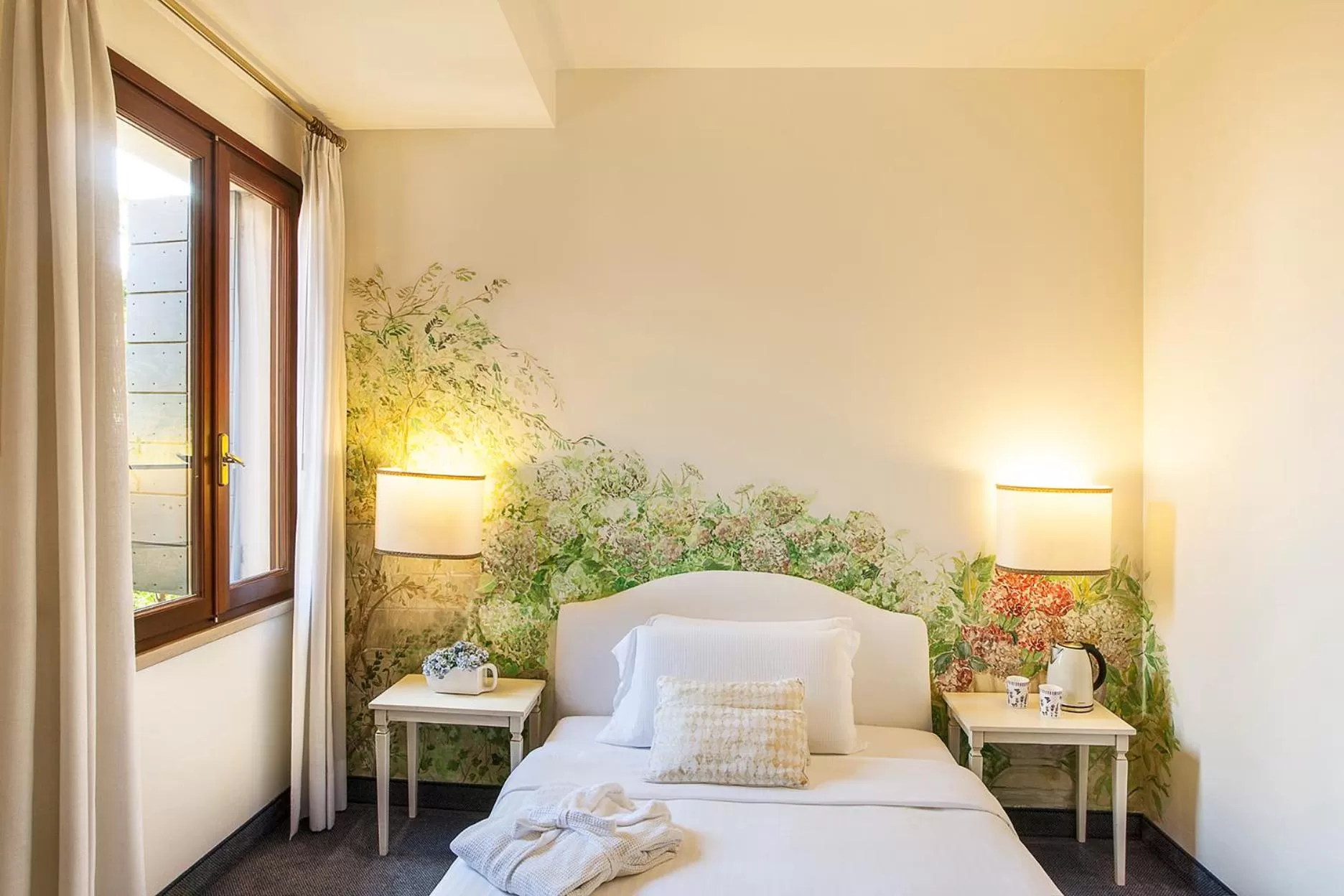 Bed in Albergo Al Moretto