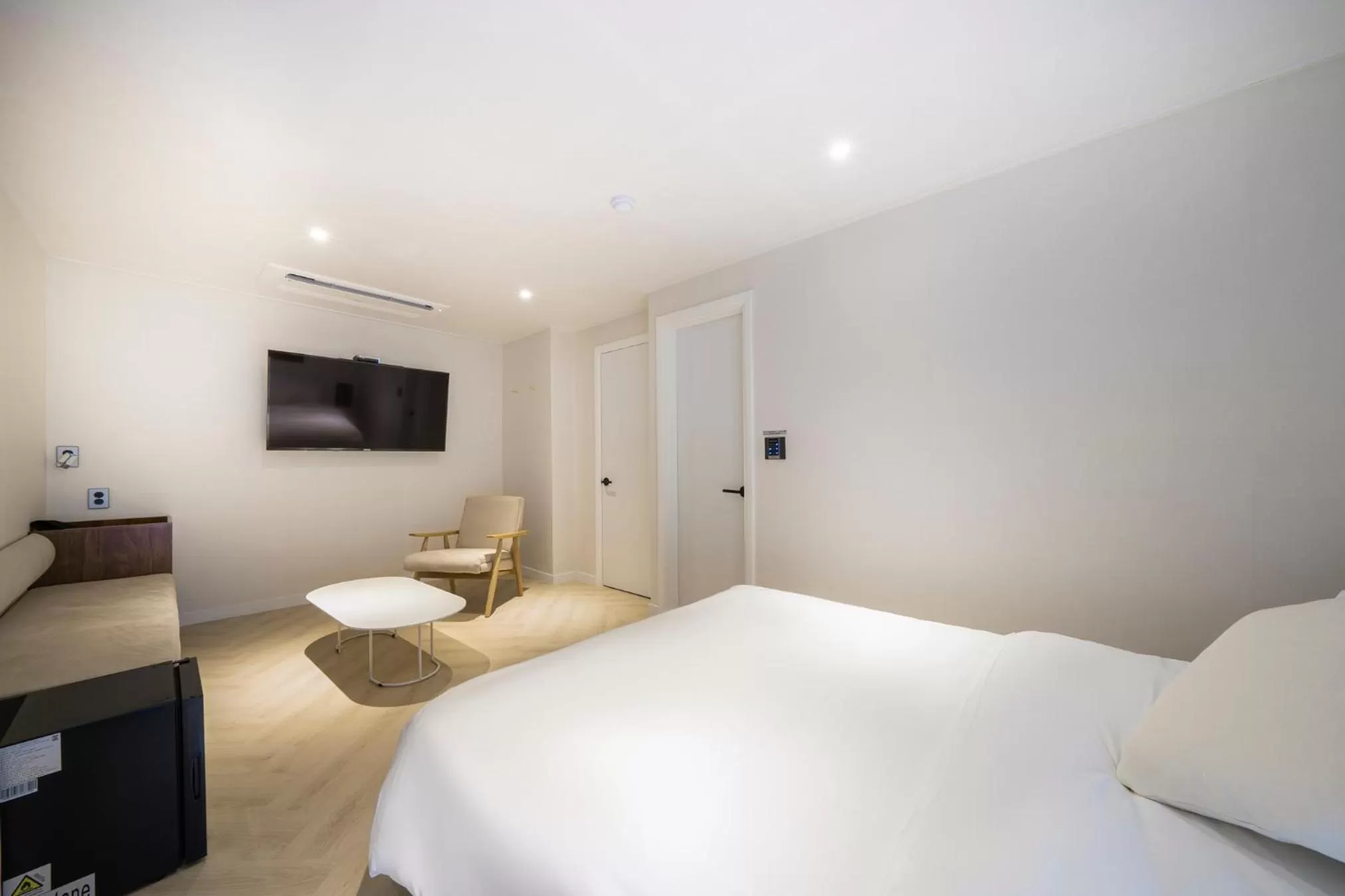 Bedroom, Bed in Goyo37 Hotel Osan by Aank